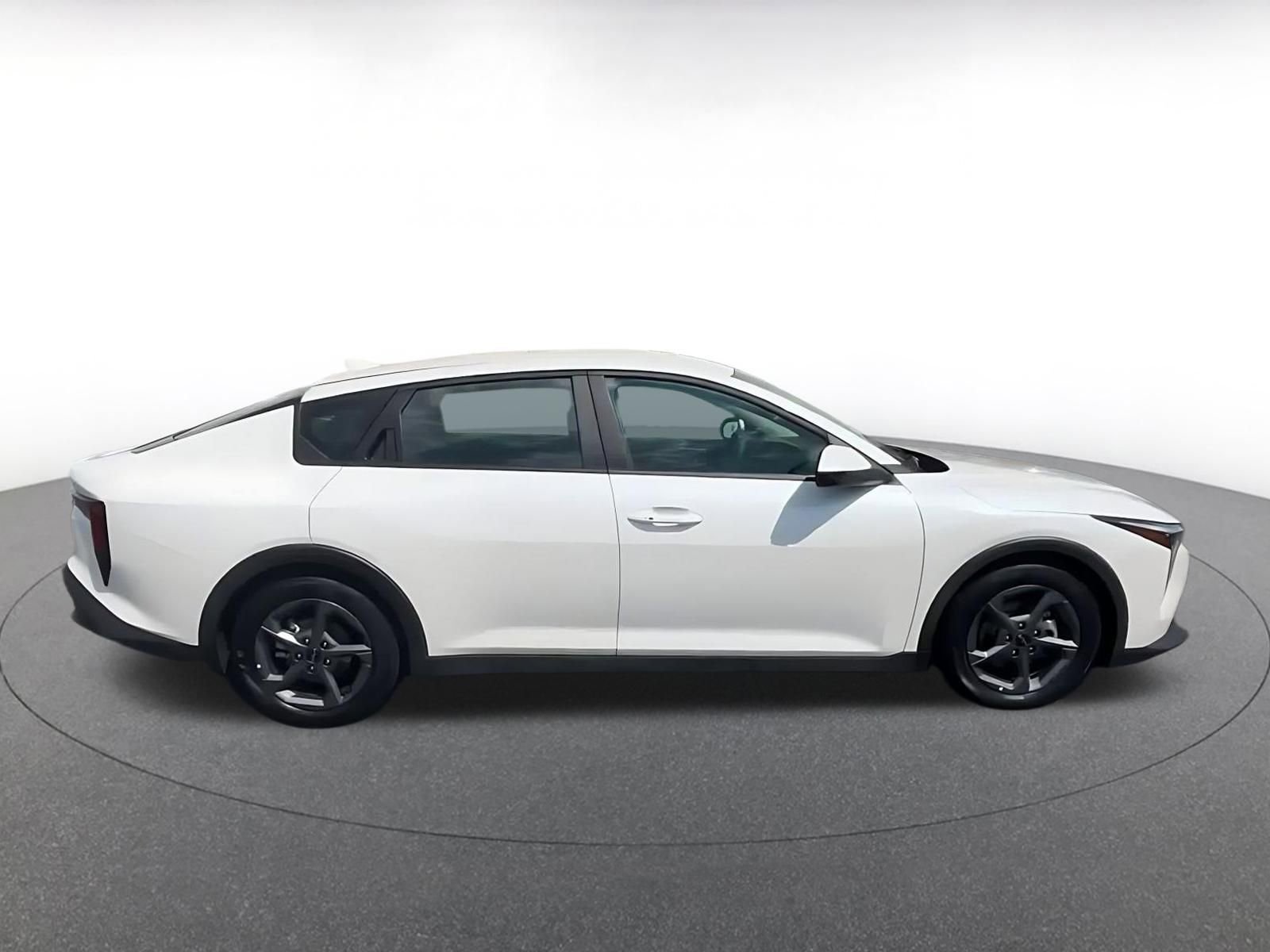 Thumbnail: 2025 Kia K4 - 16