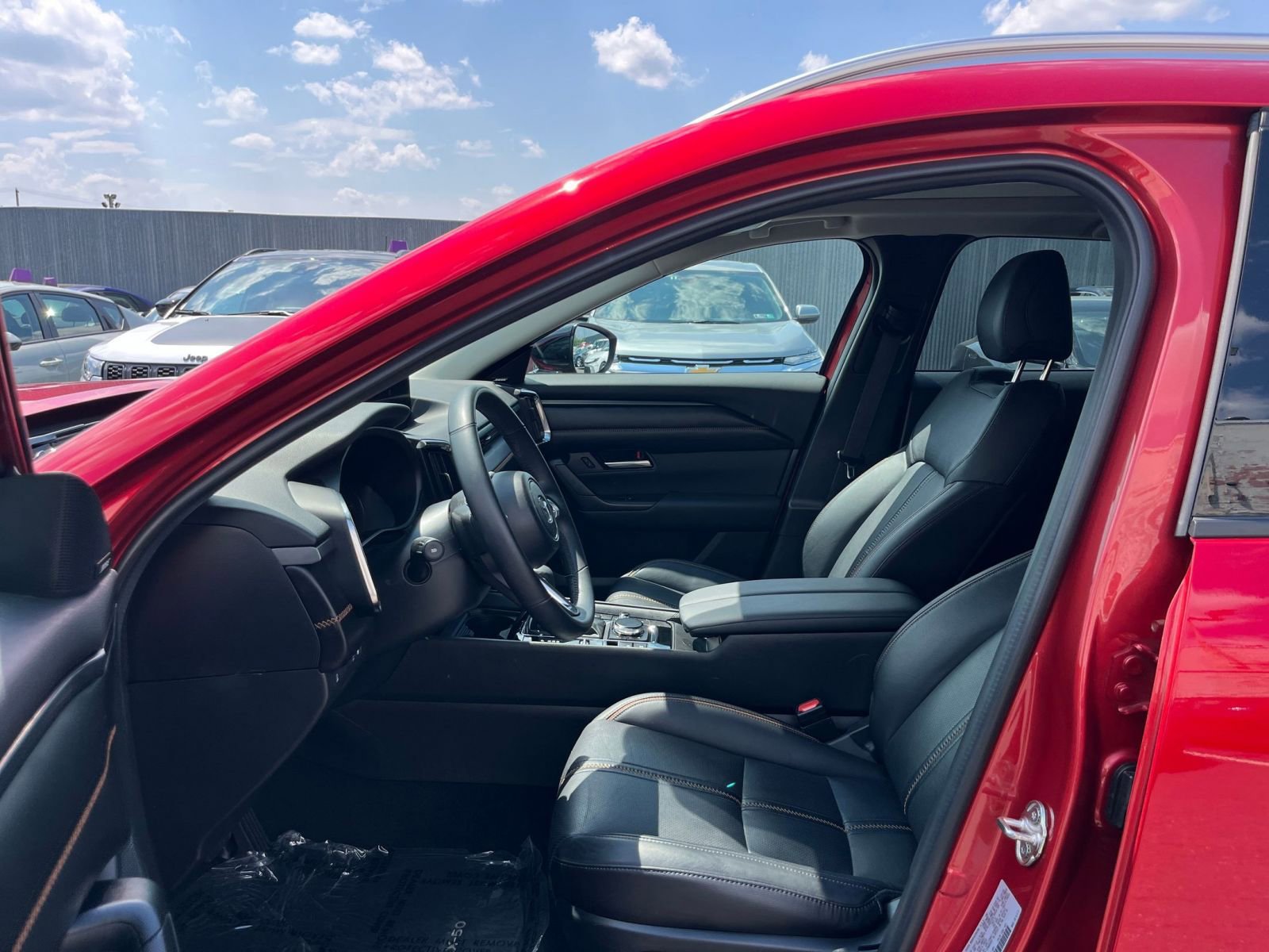 Thumbnail: 2025 Mazda CX-50 - 28