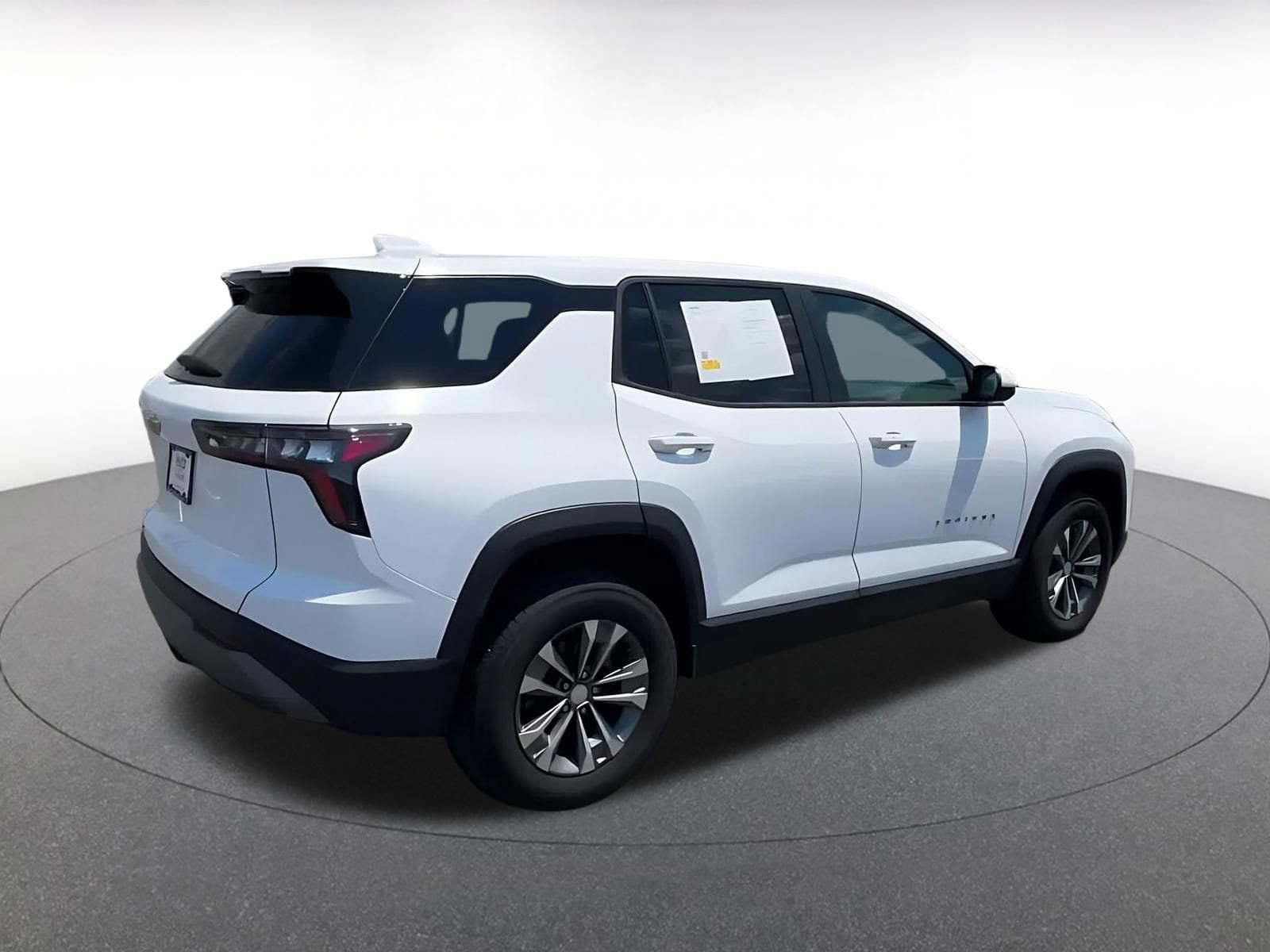 Thumbnail: 2025 Chevrolet Equinox - 13