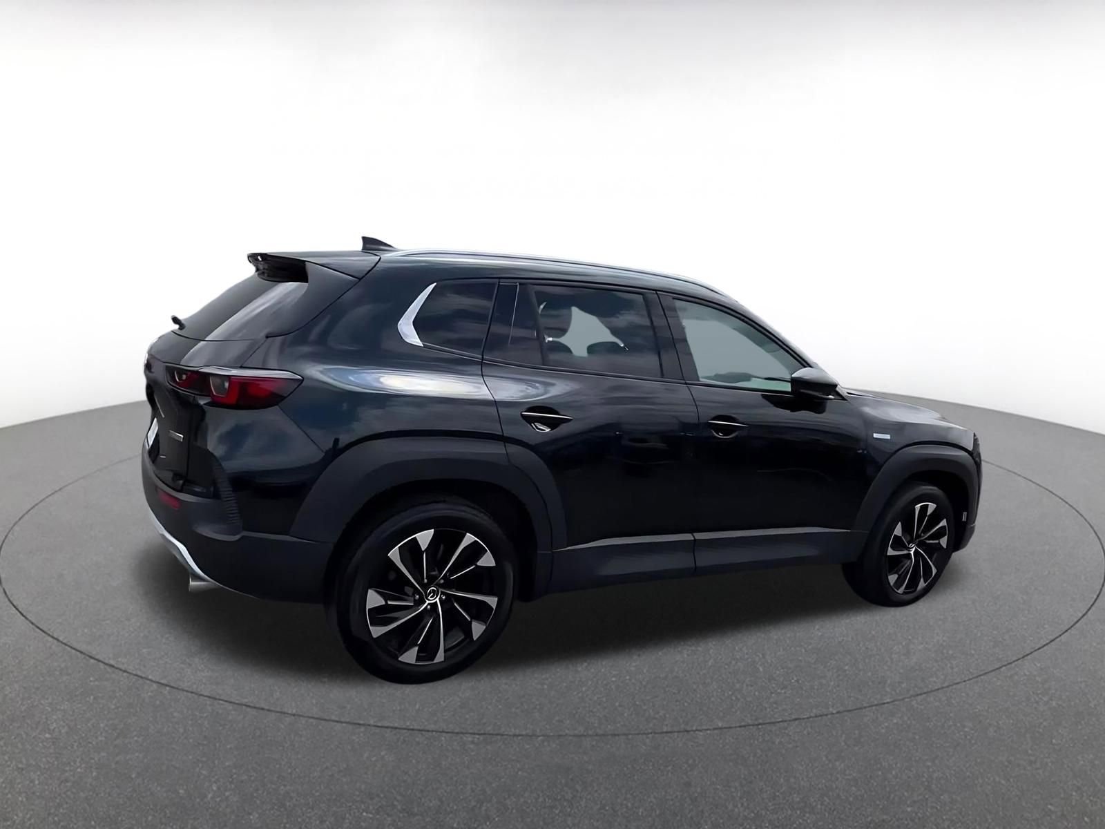 Thumbnail: 2025 Mazda CX-50 - 13