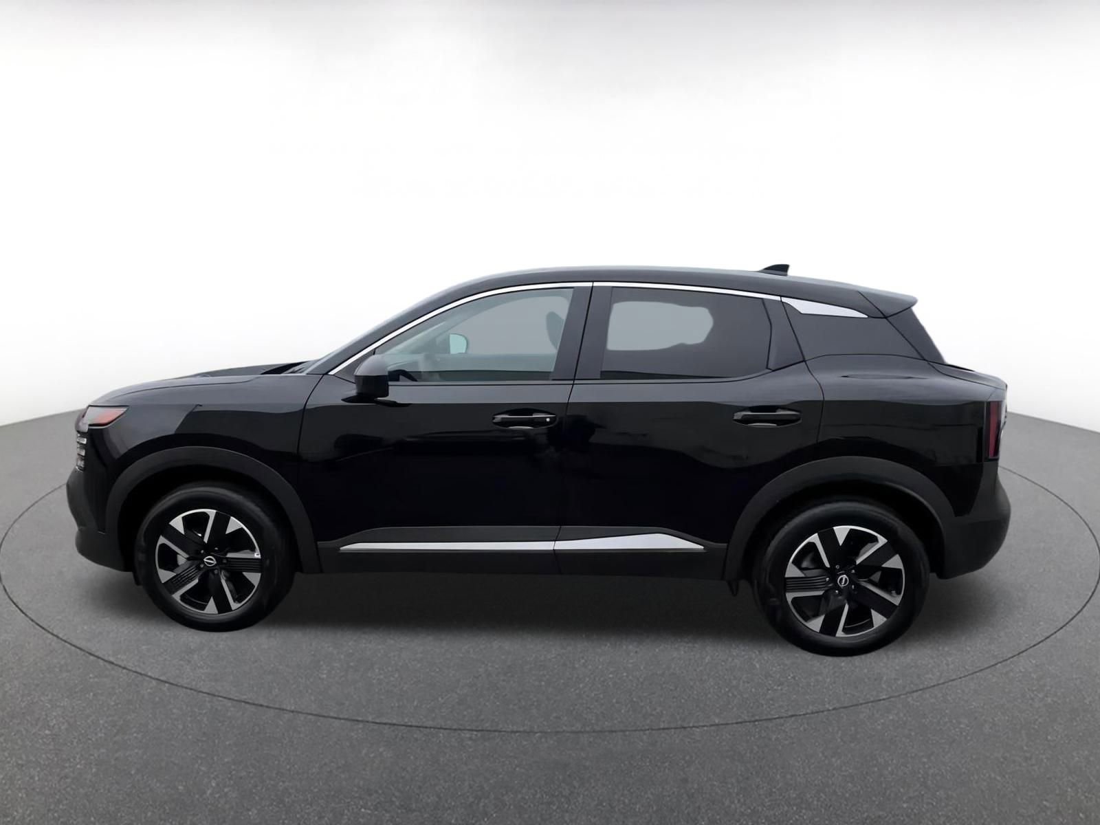 Thumbnail: 2025 Nissan Kicks - 8