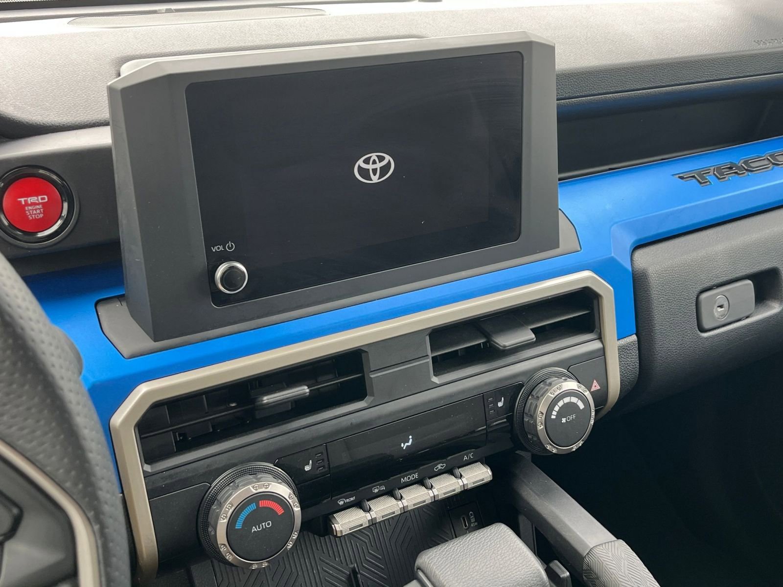 Thumbnail: 2025 Toyota Tacoma - 20