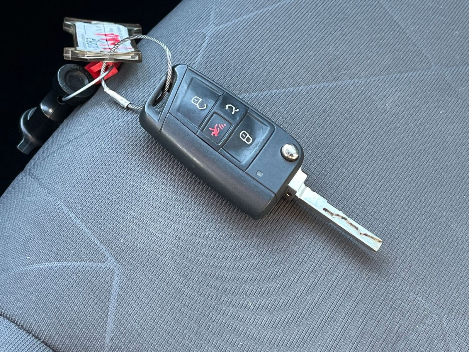 Thumbnail: 2025 Volkswagen Jetta - 21