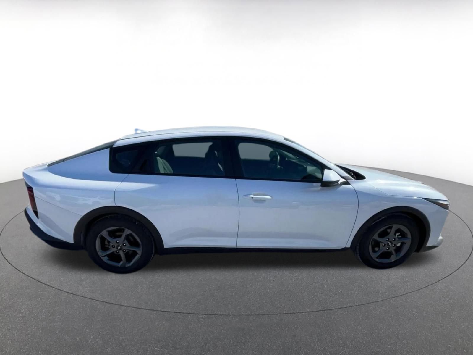 Thumbnail: 2025 Kia K4 - 16