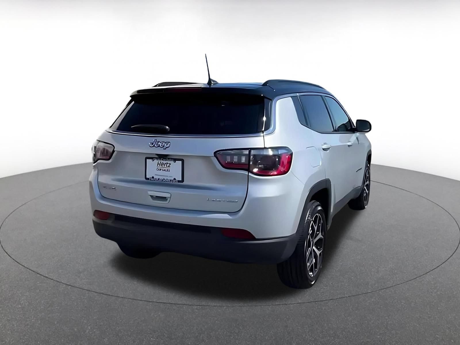 Thumbnail: 2025 Jeep Compass - 13