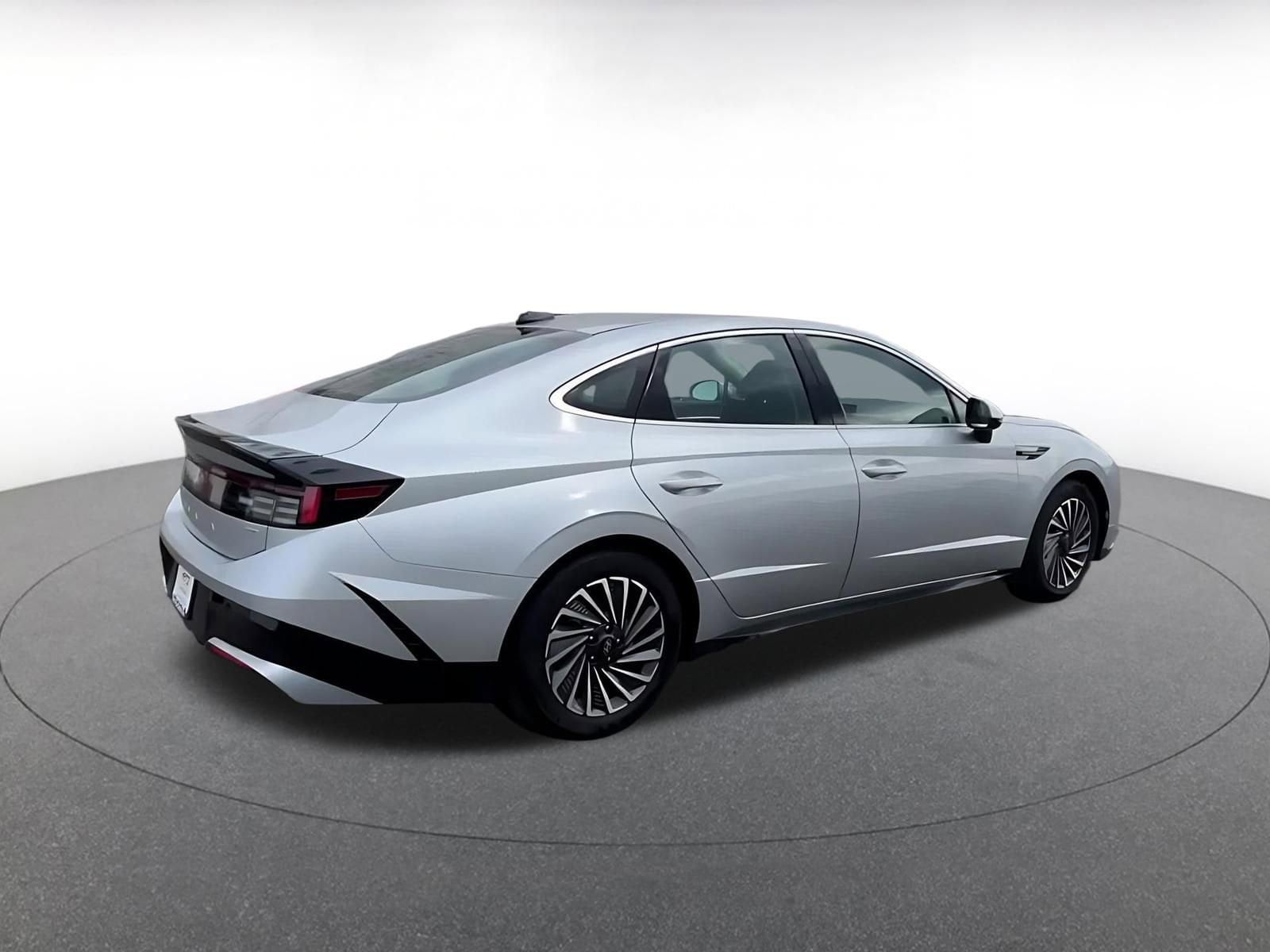 Thumbnail: 2025 Hyundai Sonata - 15