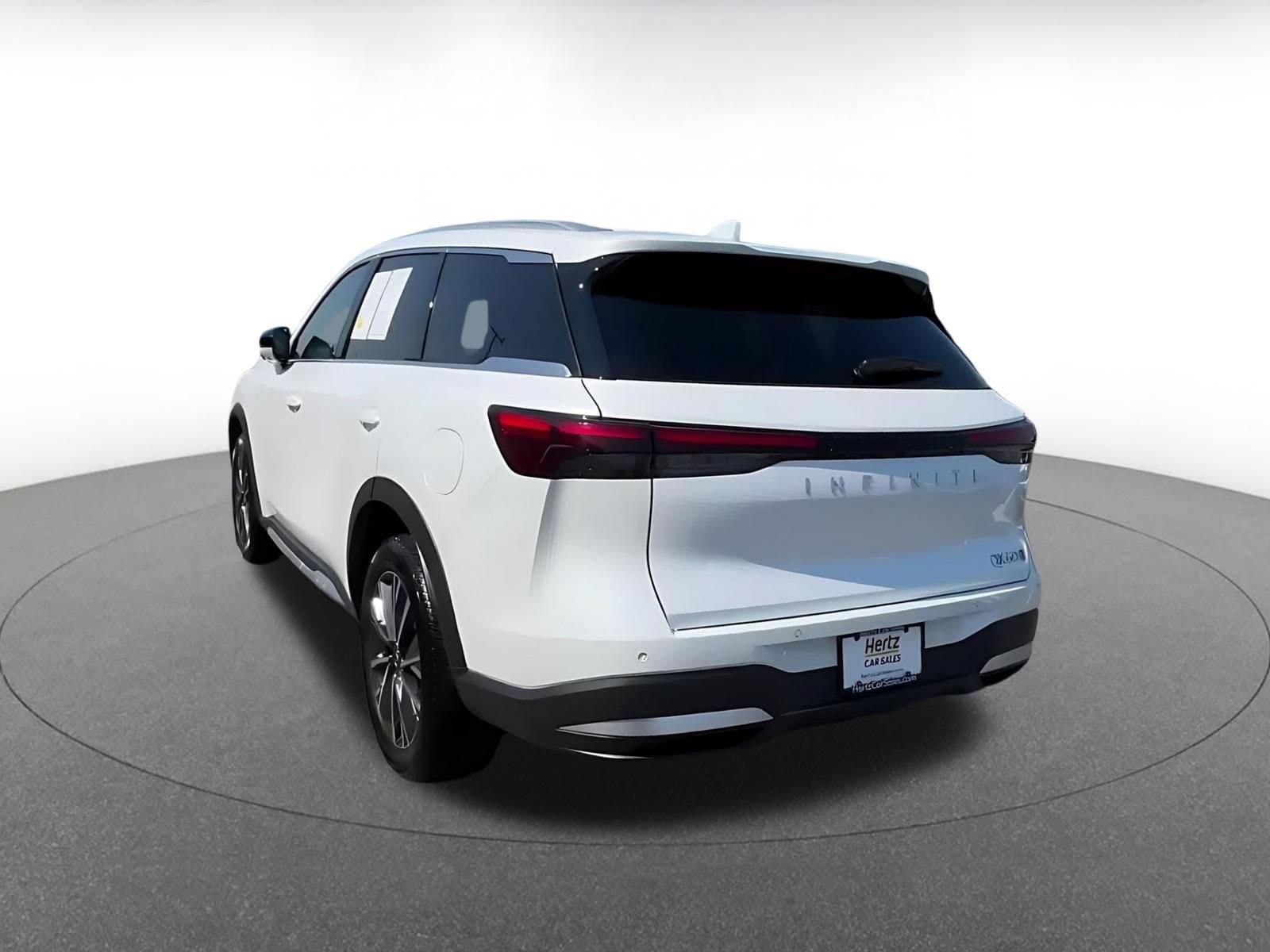 Thumbnail: 2026 INFINITI QX60 - 11
