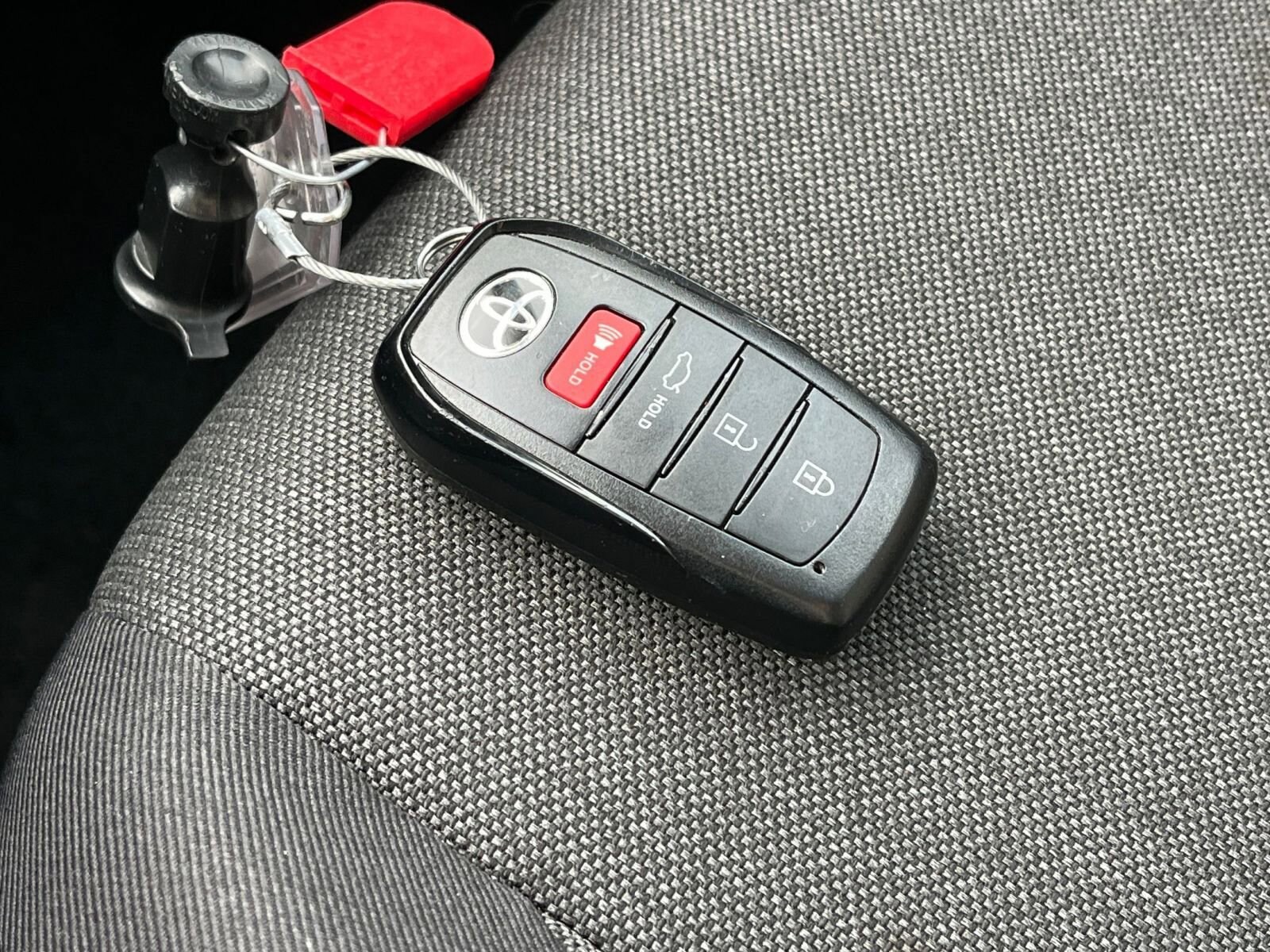 Thumbnail: 2025 Toyota Camry - 22