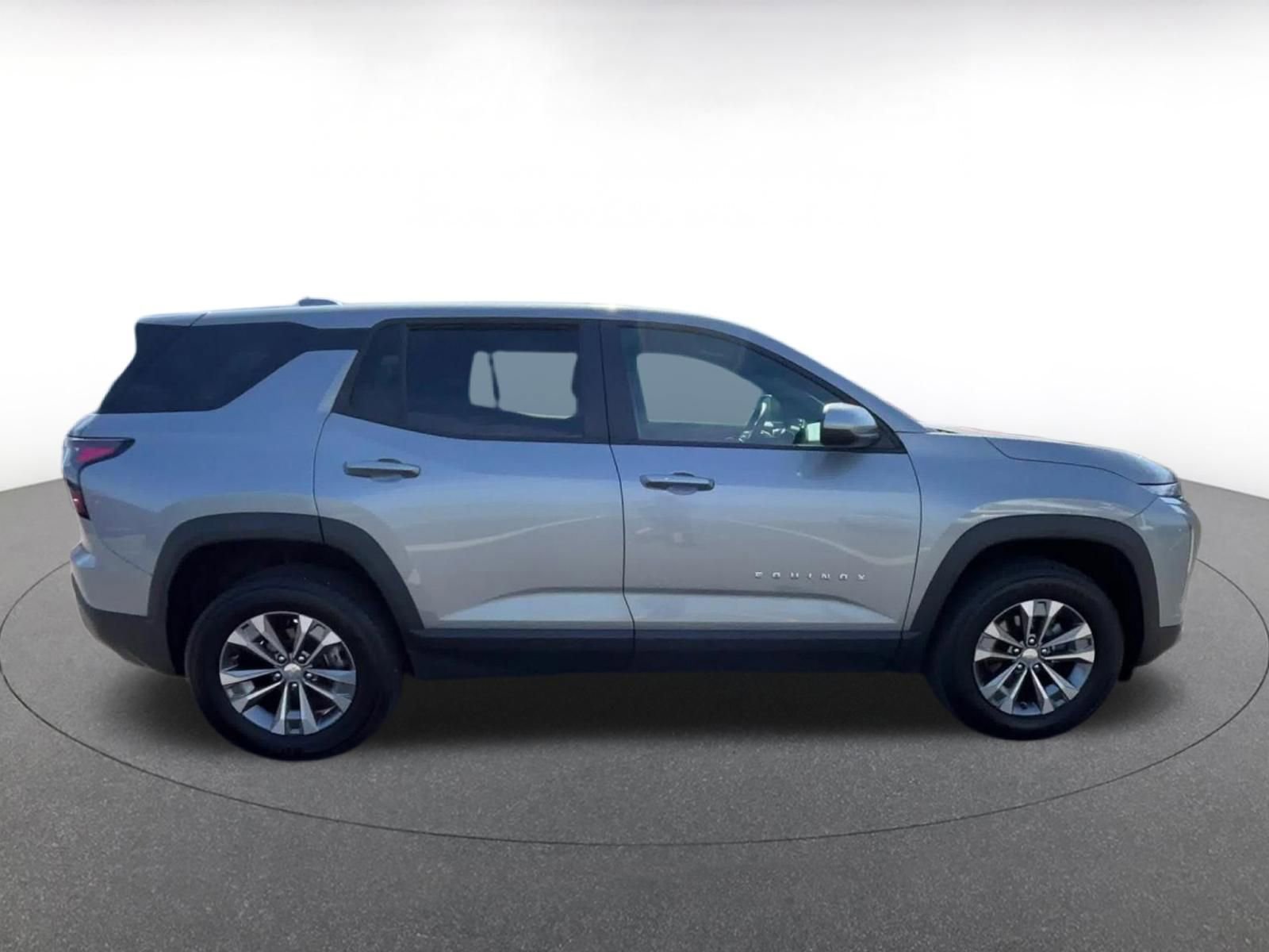 Thumbnail: 2025 Chevrolet Equinox - 16