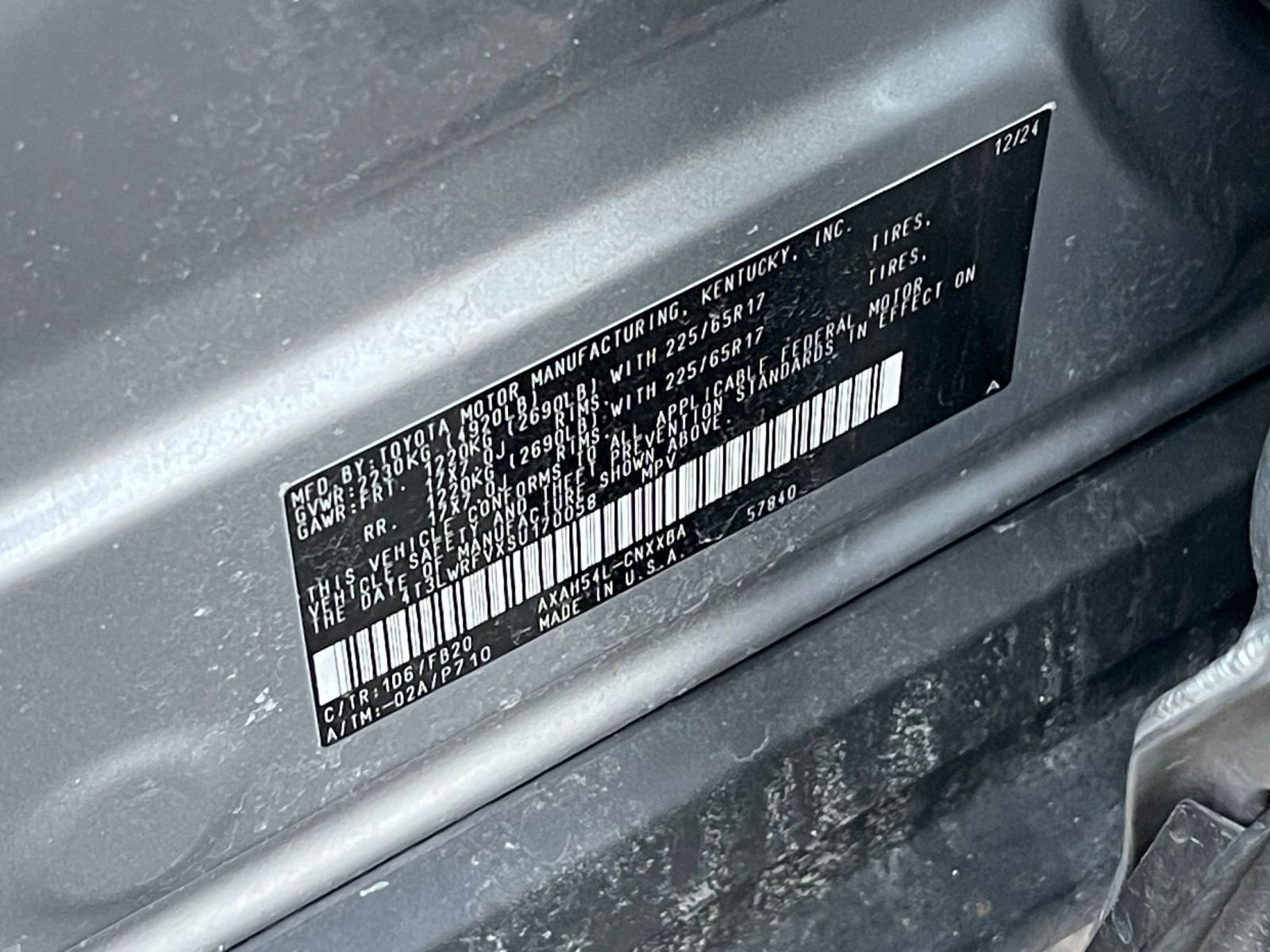 Thumbnail: 2025 Toyota RAV4 - 28