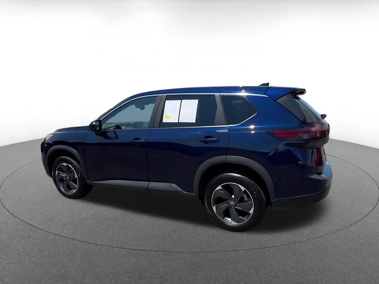 Thumbnail: 2025 Nissan Rogue - 10