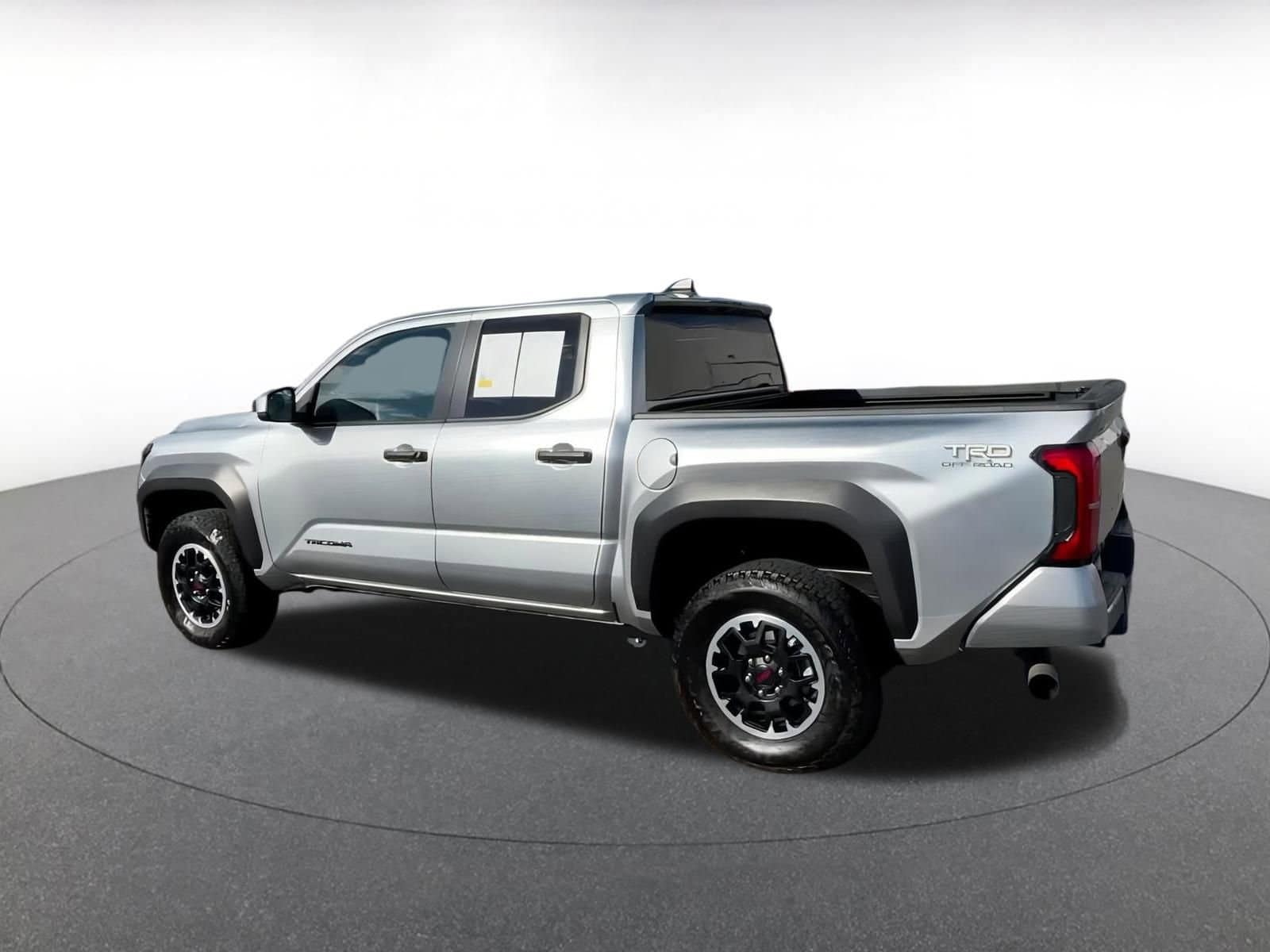 Thumbnail: 2025 Toyota Tacoma - 10