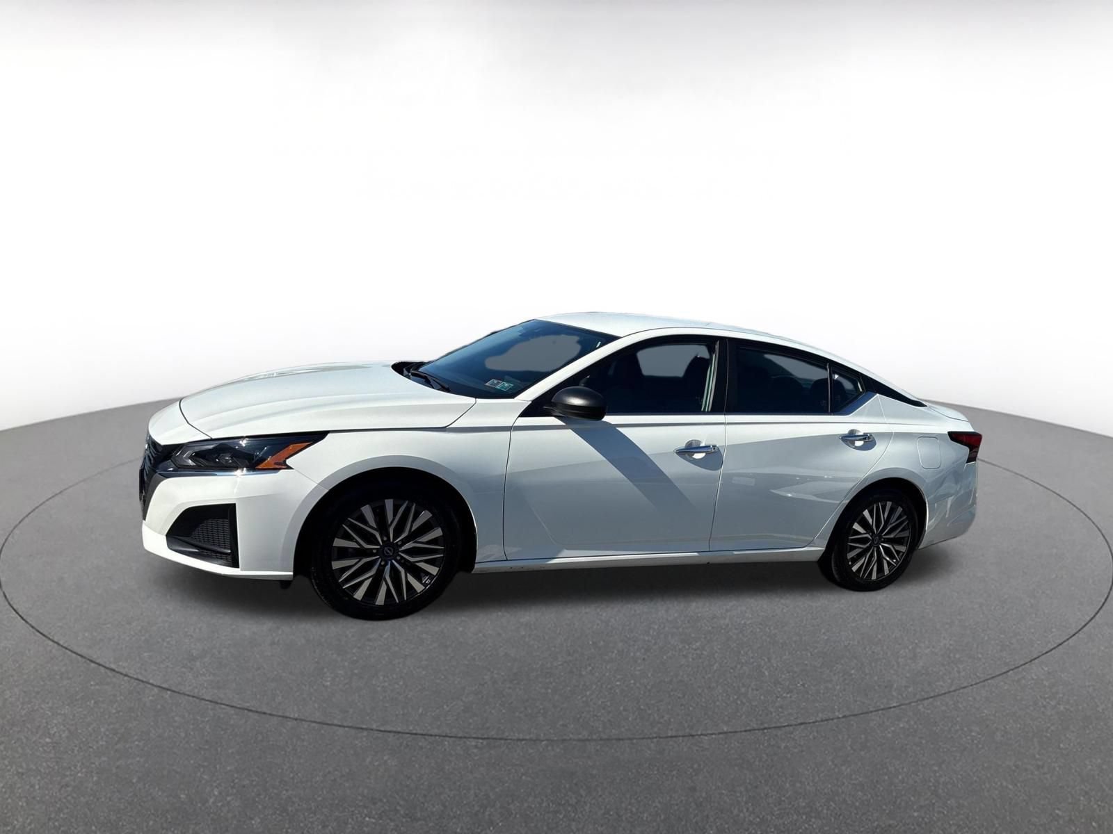 Thumbnail: 2025 Nissan Altima - 7