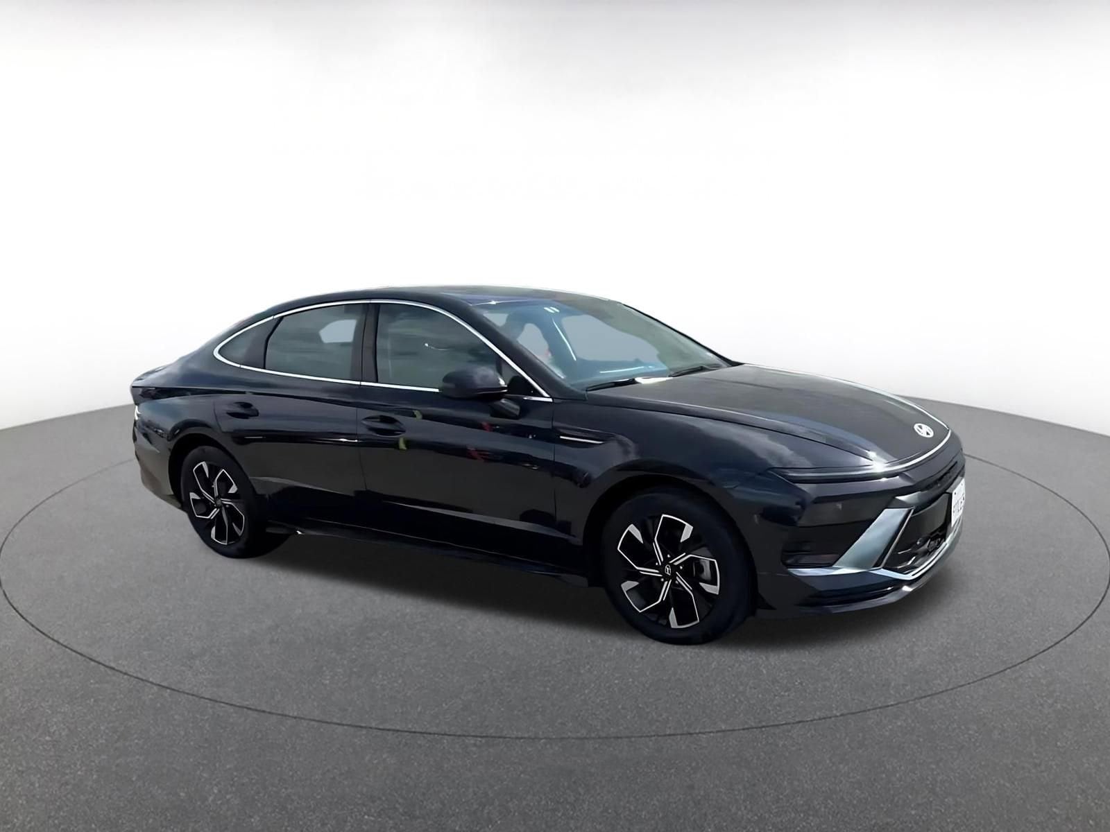 Thumbnail: 2025 Hyundai Sonata - 1