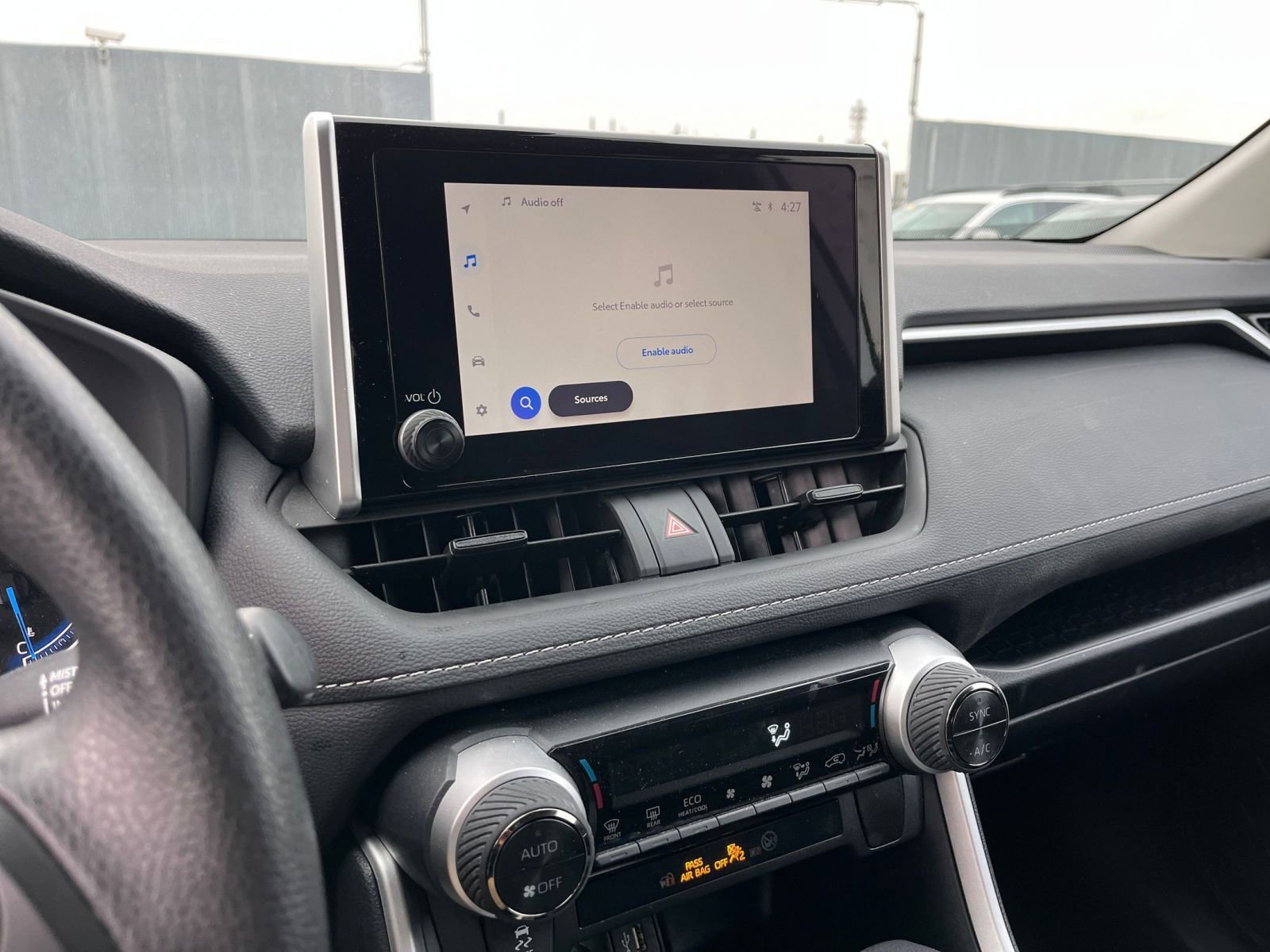 Thumbnail: 2025 Toyota RAV4 - 21