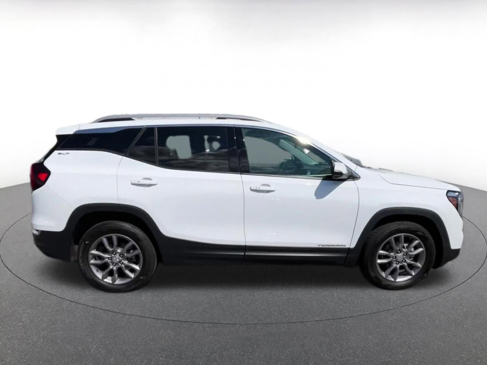 Thumbnail: 2024 GMC Terrain - 16