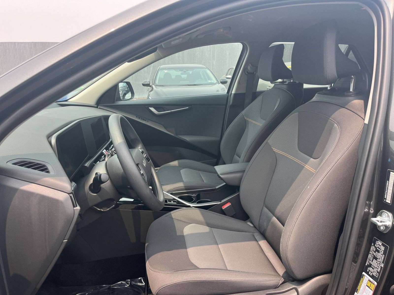 Thumbnail: 2026 Kia Niro - 34