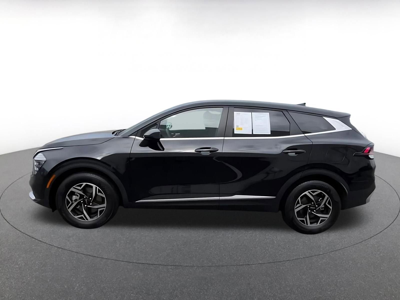 Thumbnail: 2025 Kia Sportage - 8