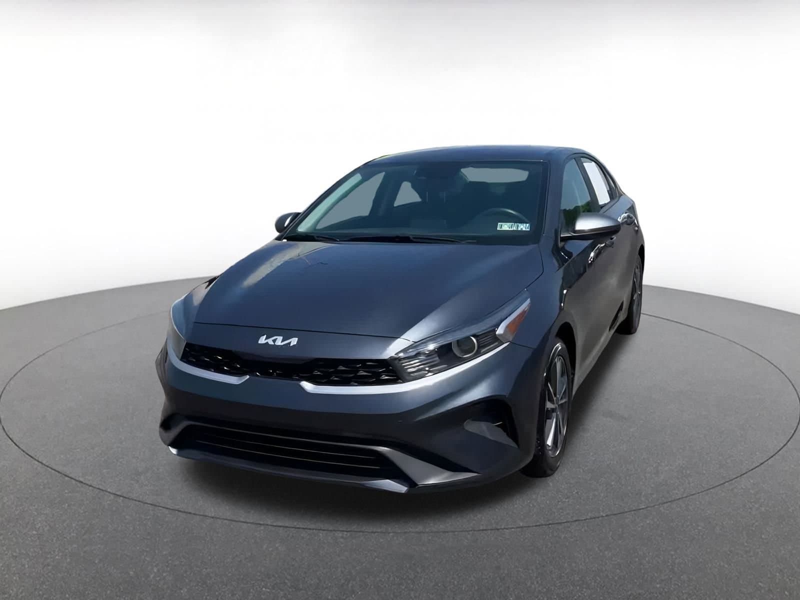 Thumbnail: 2023 Kia Forte - 6