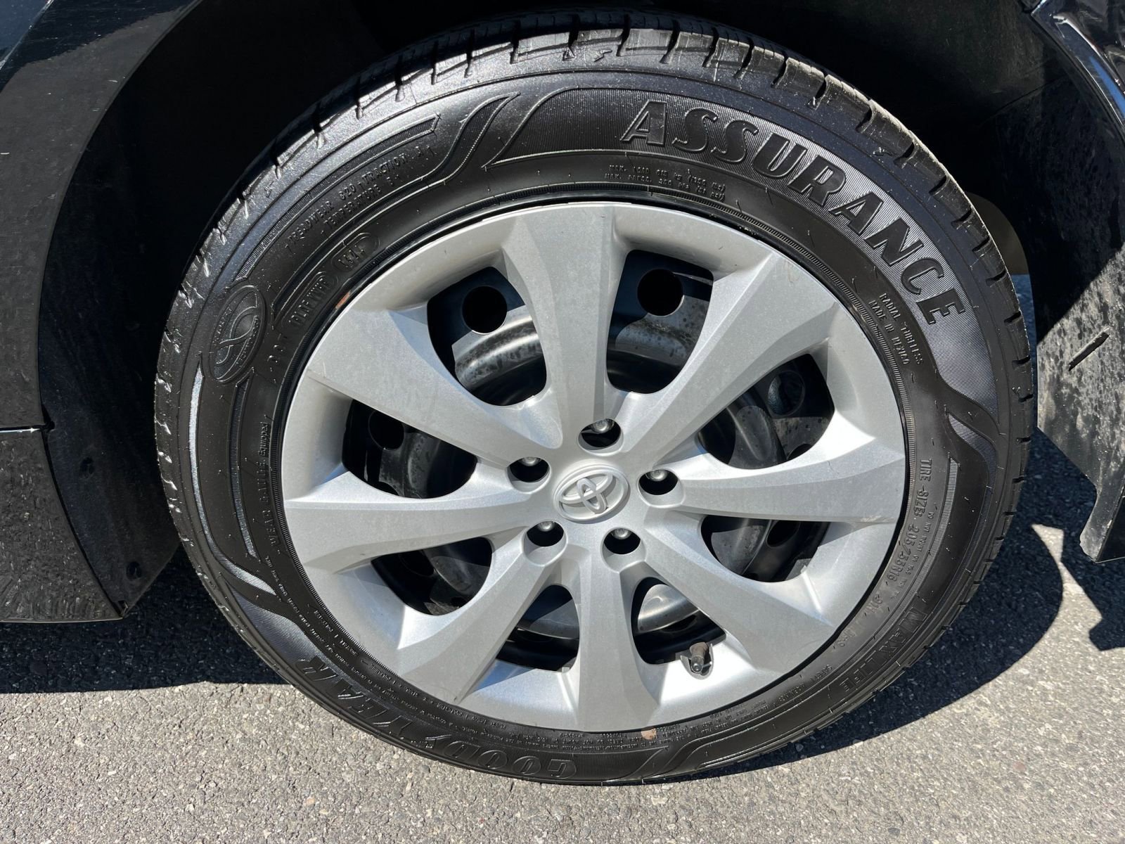 Thumbnail: 2025 Toyota Corolla - 29