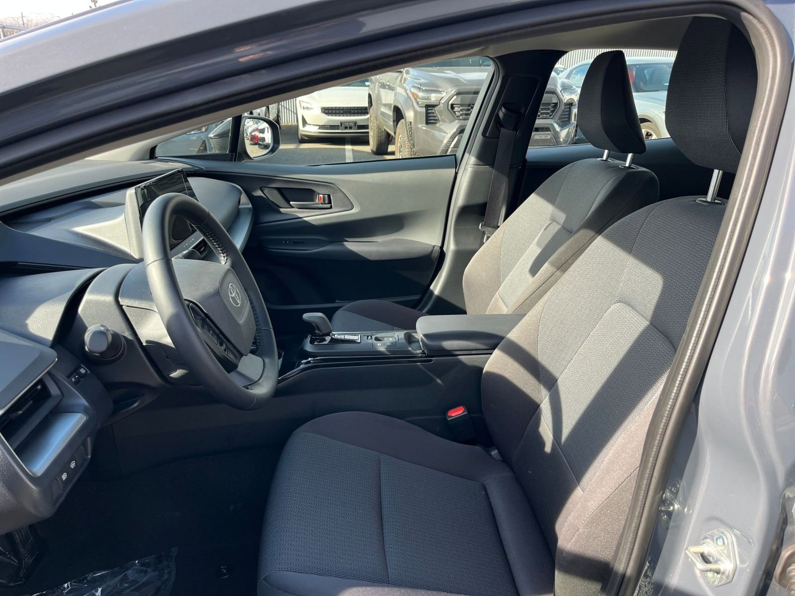 Thumbnail: 2025 Toyota Prius - 35