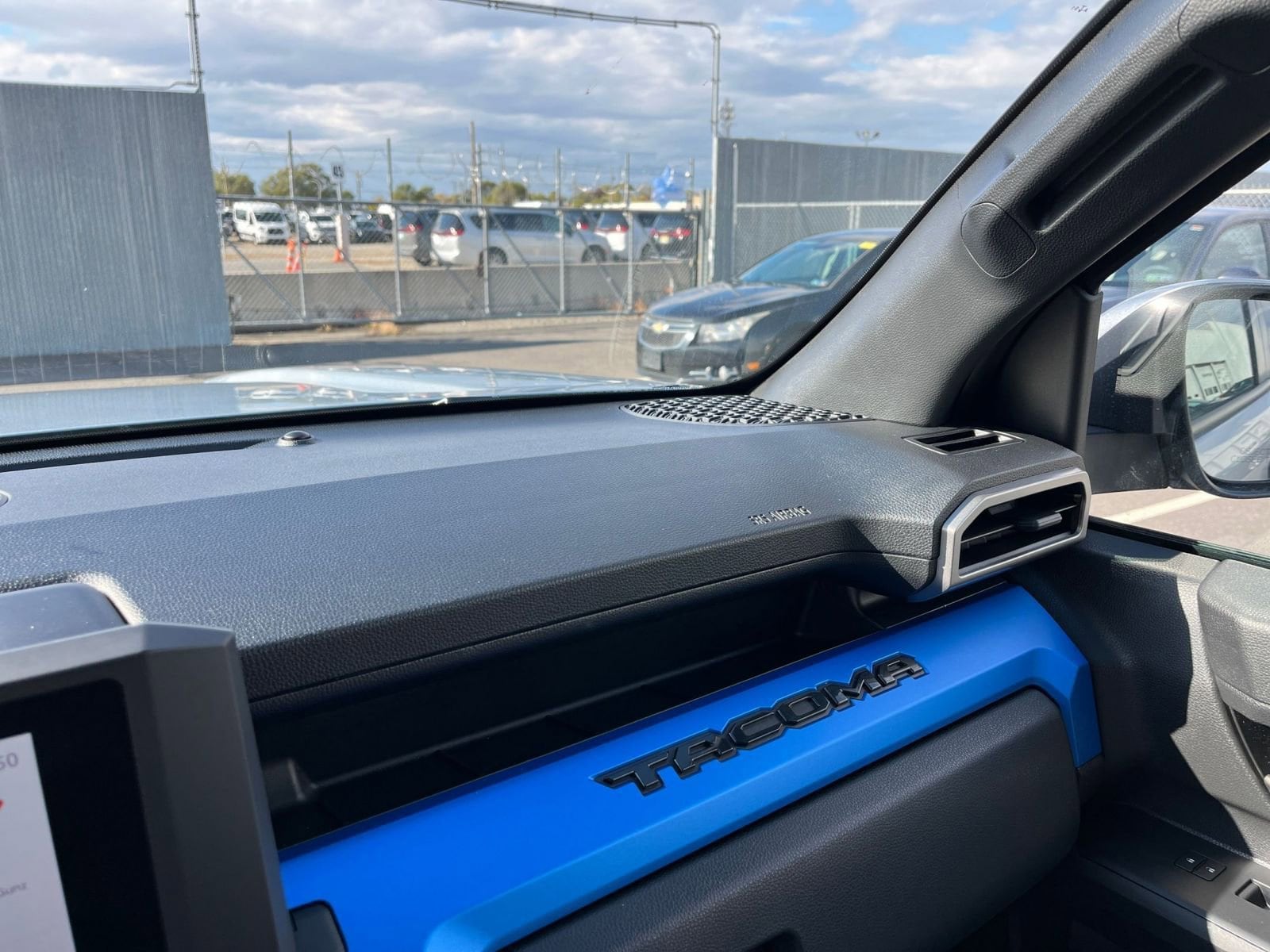 Thumbnail: 2025 Toyota Tacoma - 35