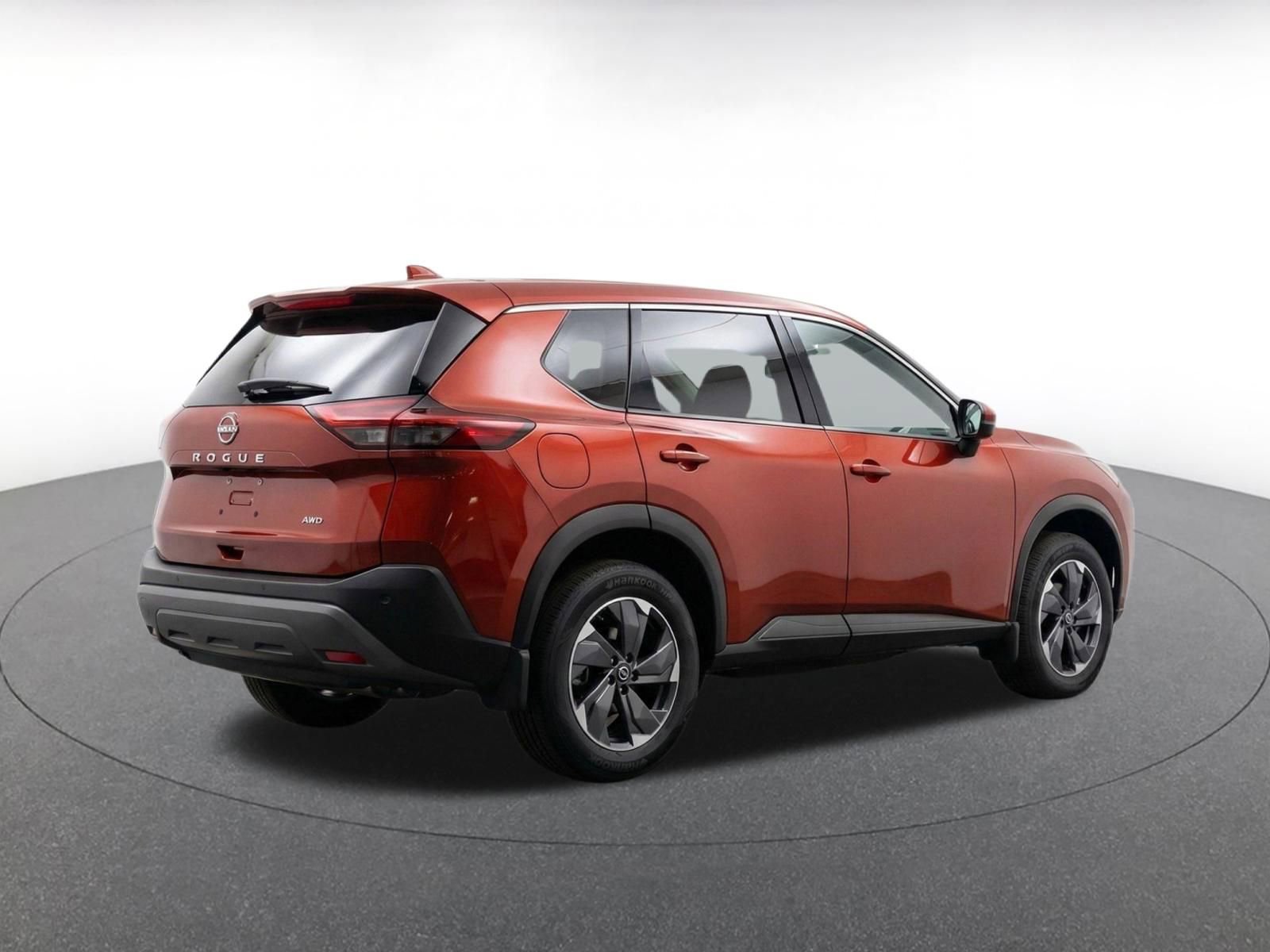 Thumbnail: 2025 Nissan Rogue - 8