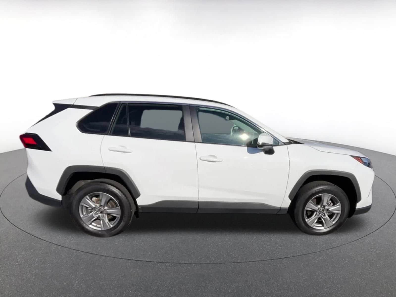 Thumbnail: 2024 Toyota RAV4 - 16