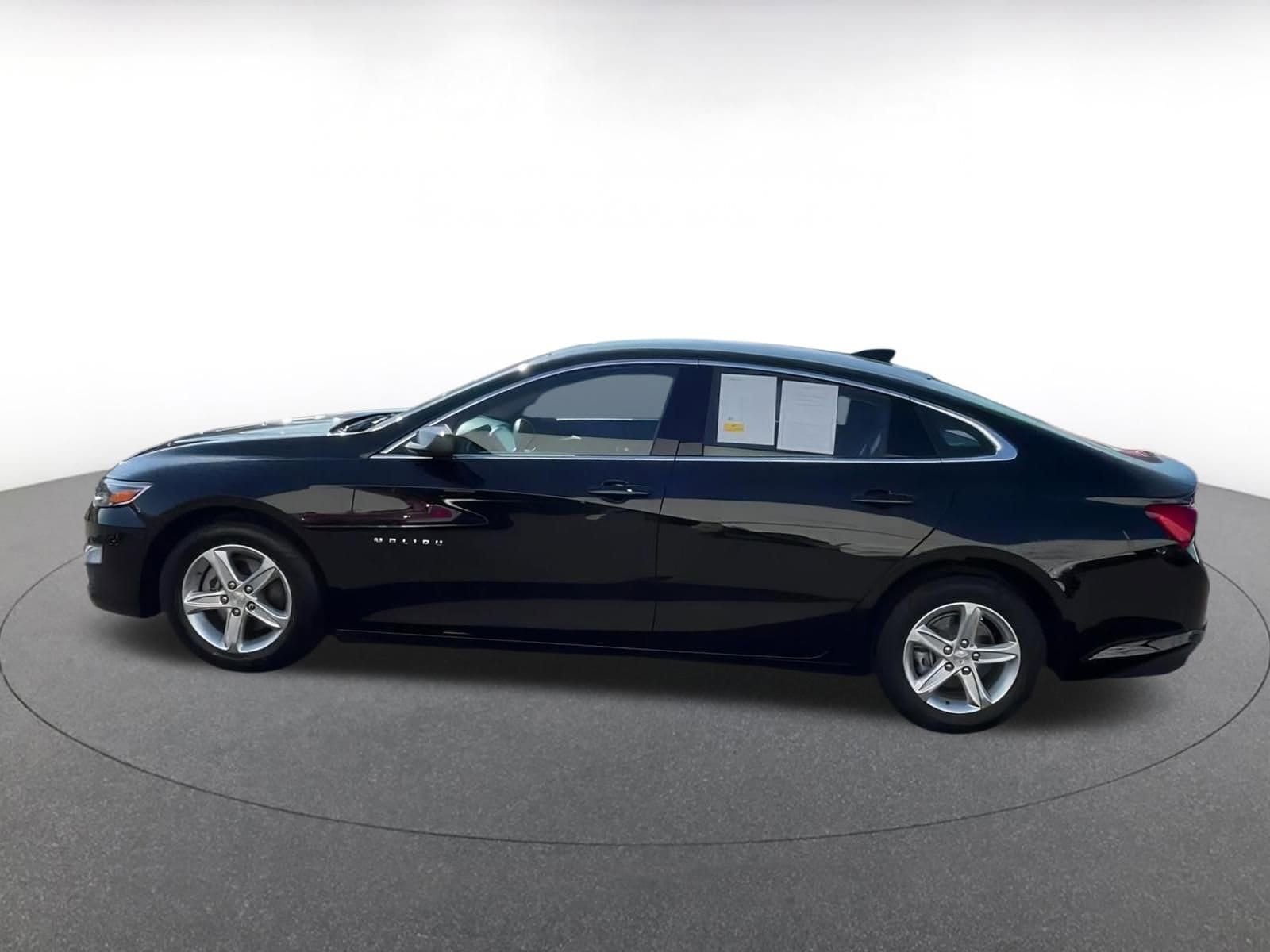 2023 Chevrolet Malibu LT 8