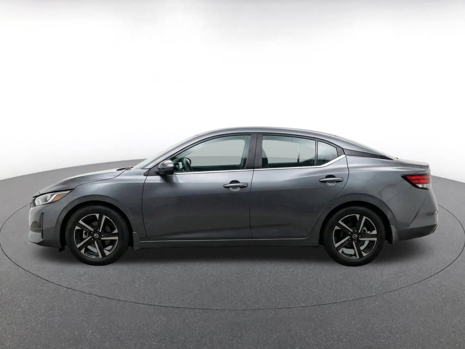 Thumbnail: 2025 Nissan Sentra - 5