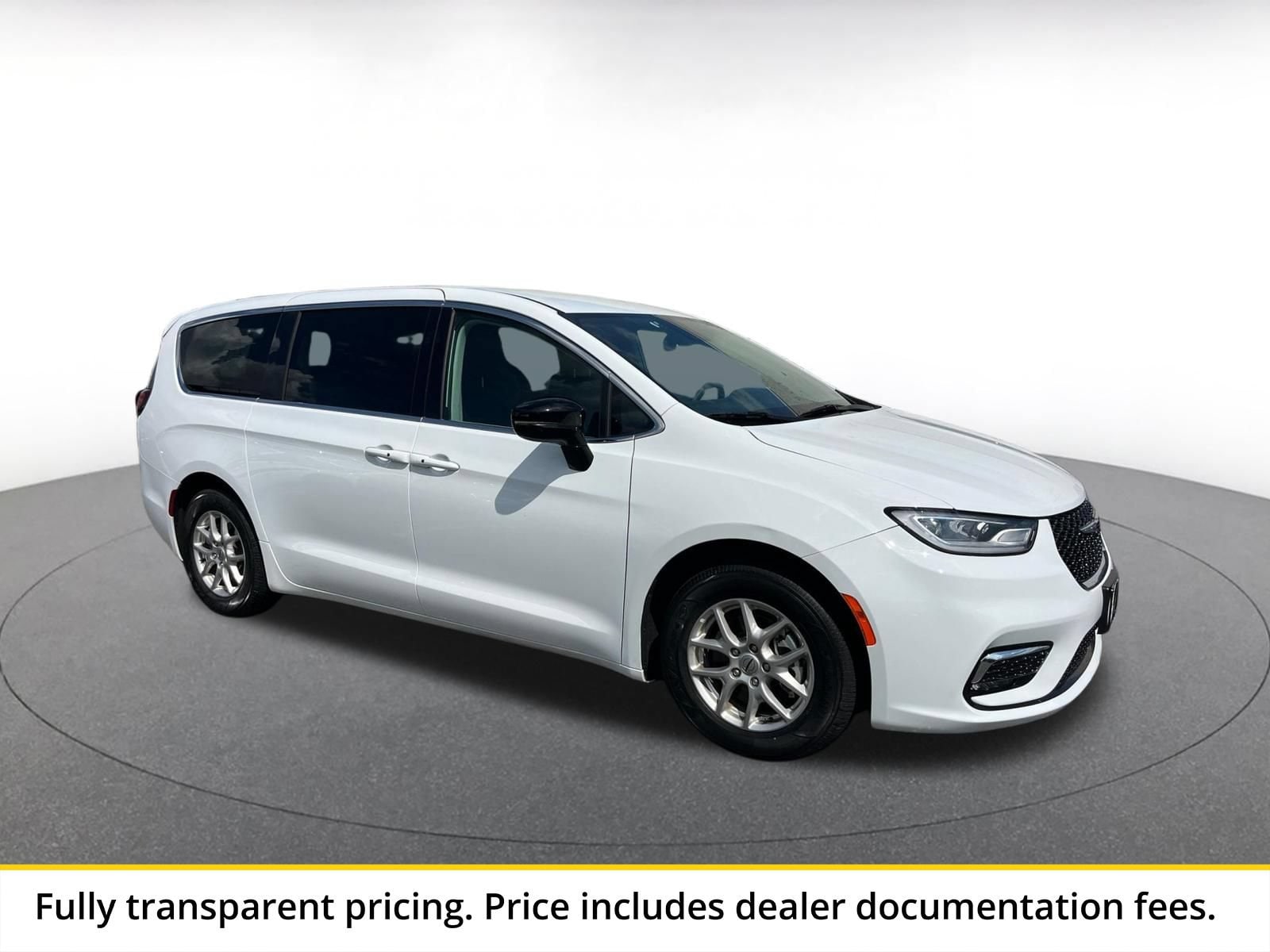 Thumbnail: 2024 Chrysler Pacifica - 1