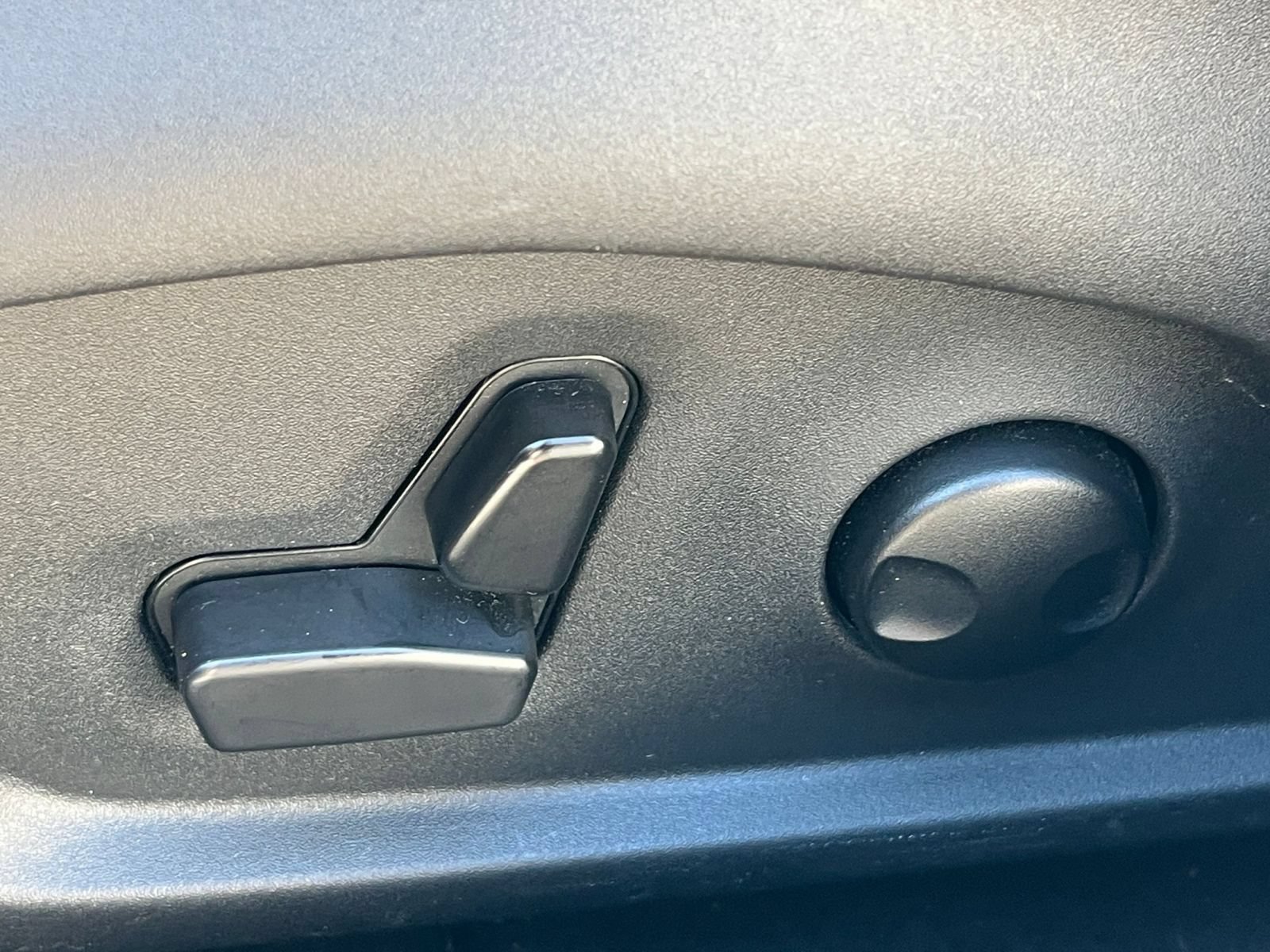 Thumbnail: 2025 Jeep Compass - 22
