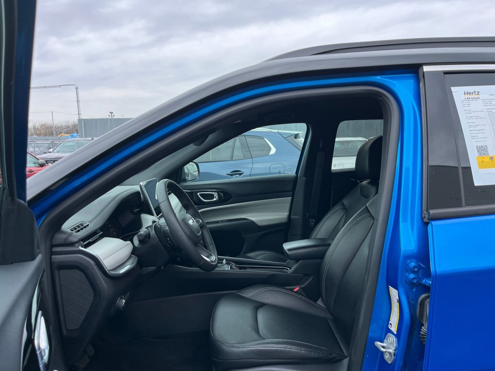 Thumbnail: 2025 Jeep Compass - 27