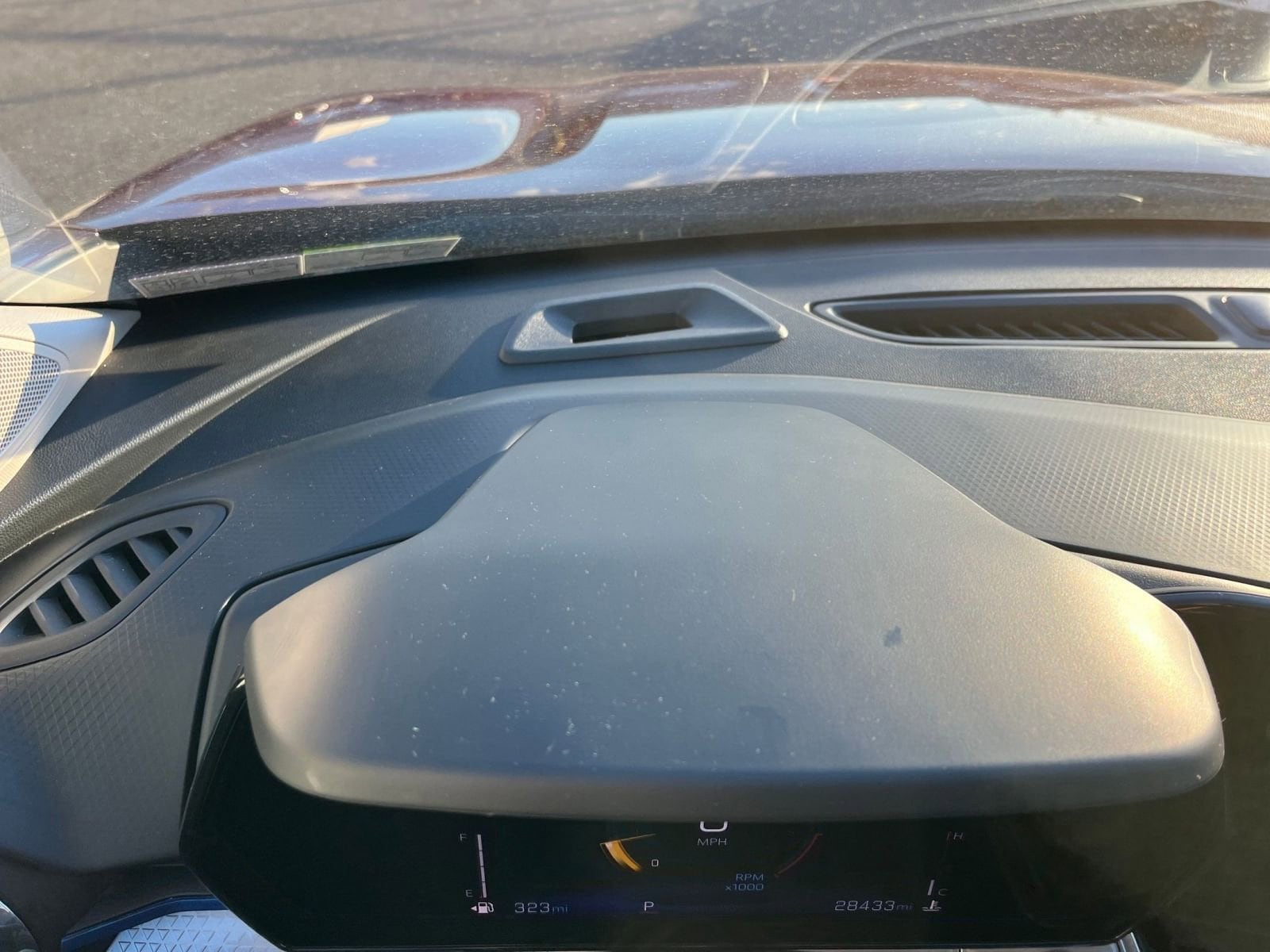 Thumbnail: 2025 Chevrolet Trax - 33