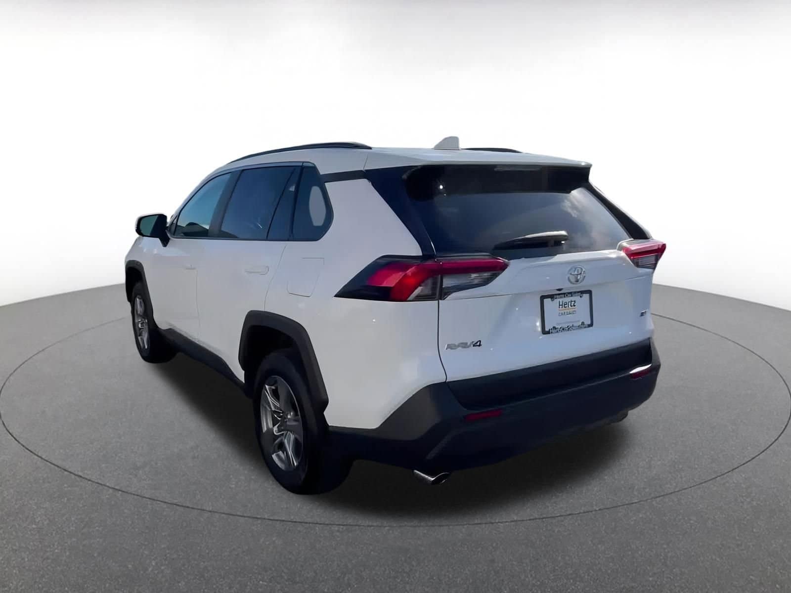 Thumbnail: 2024 Toyota RAV4 - 10