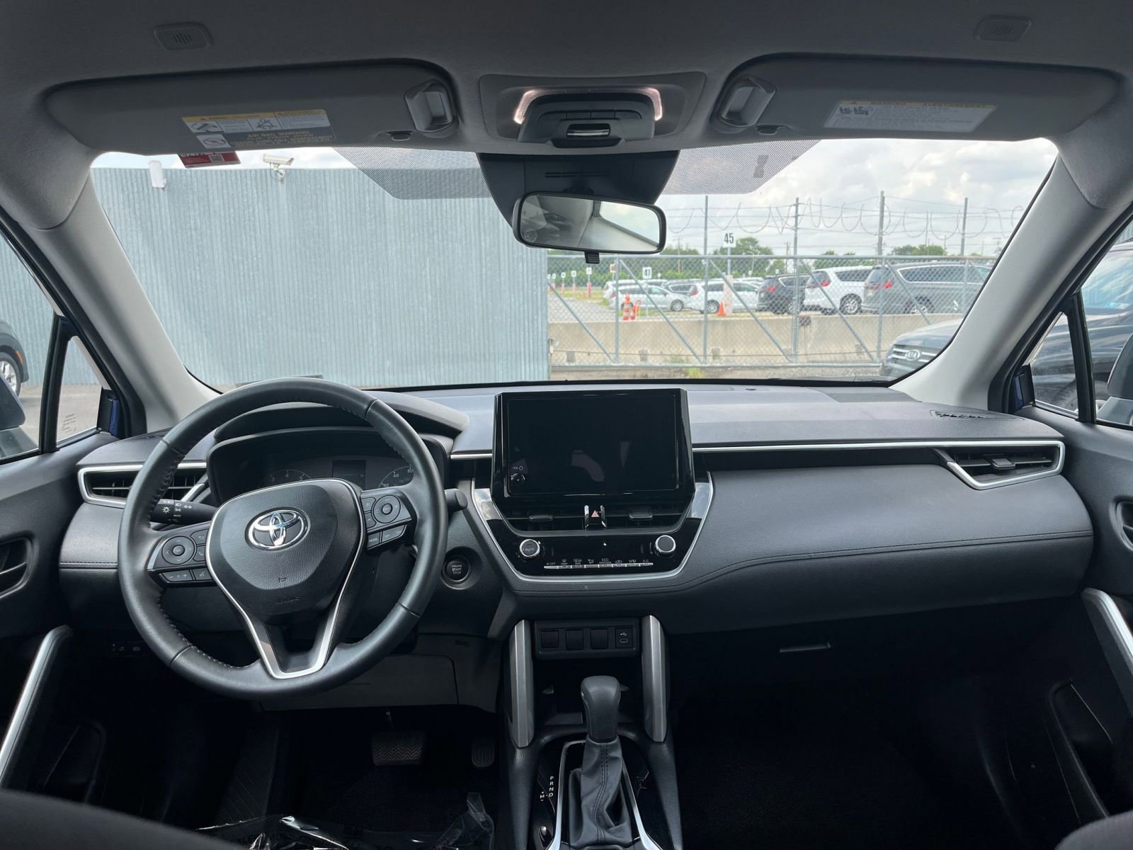 Thumbnail: 2024 Toyota Corolla Cross - 31