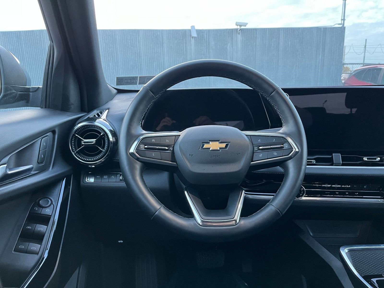 Thumbnail: 2025 Chevrolet Equinox - 27