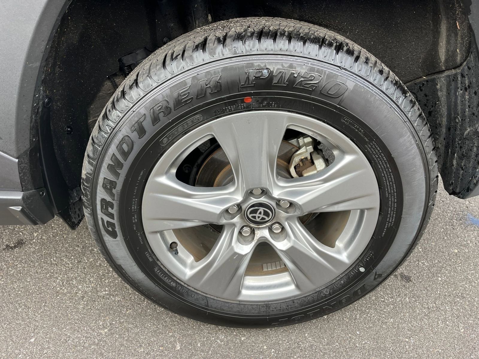 Thumbnail: 2025 Toyota RAV4 - 30