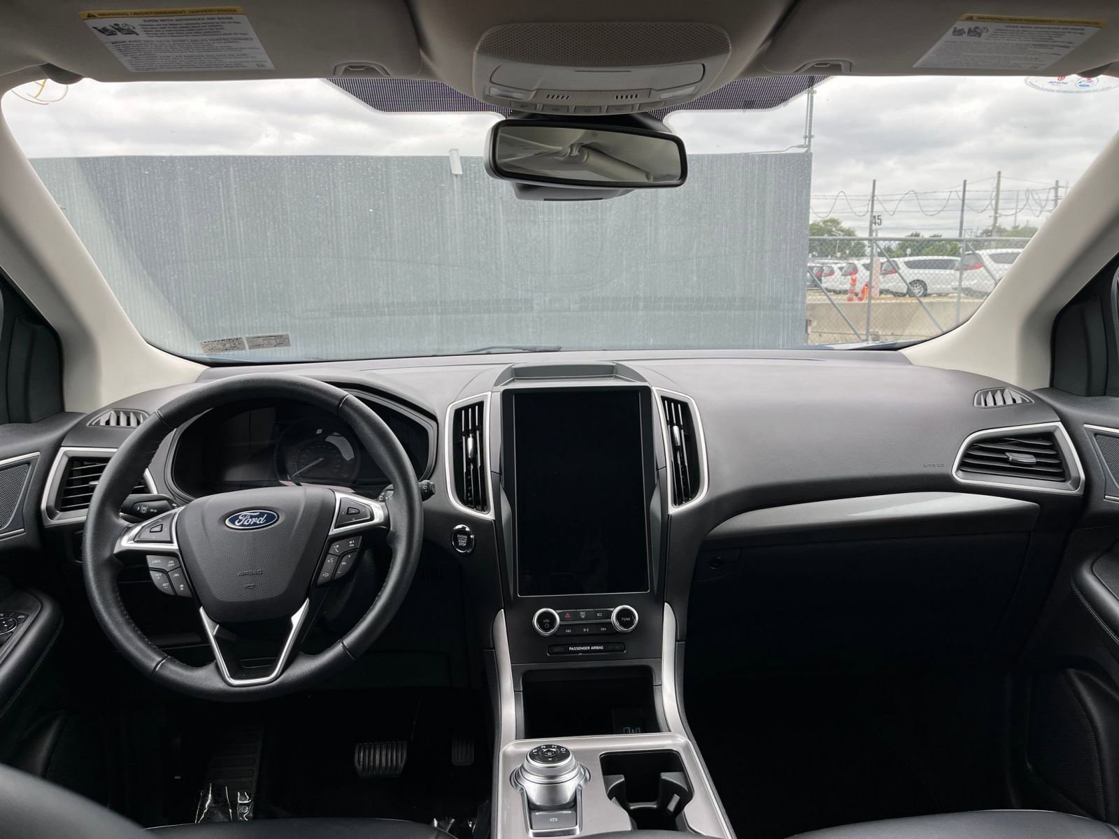 Thumbnail: 2024 Ford Edge - 32