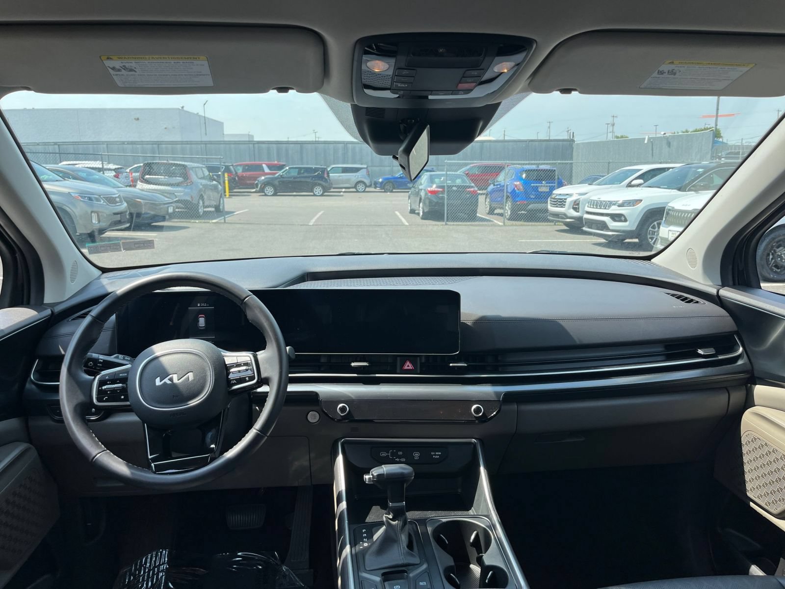 Thumbnail: 2026 Kia Carnival - 35