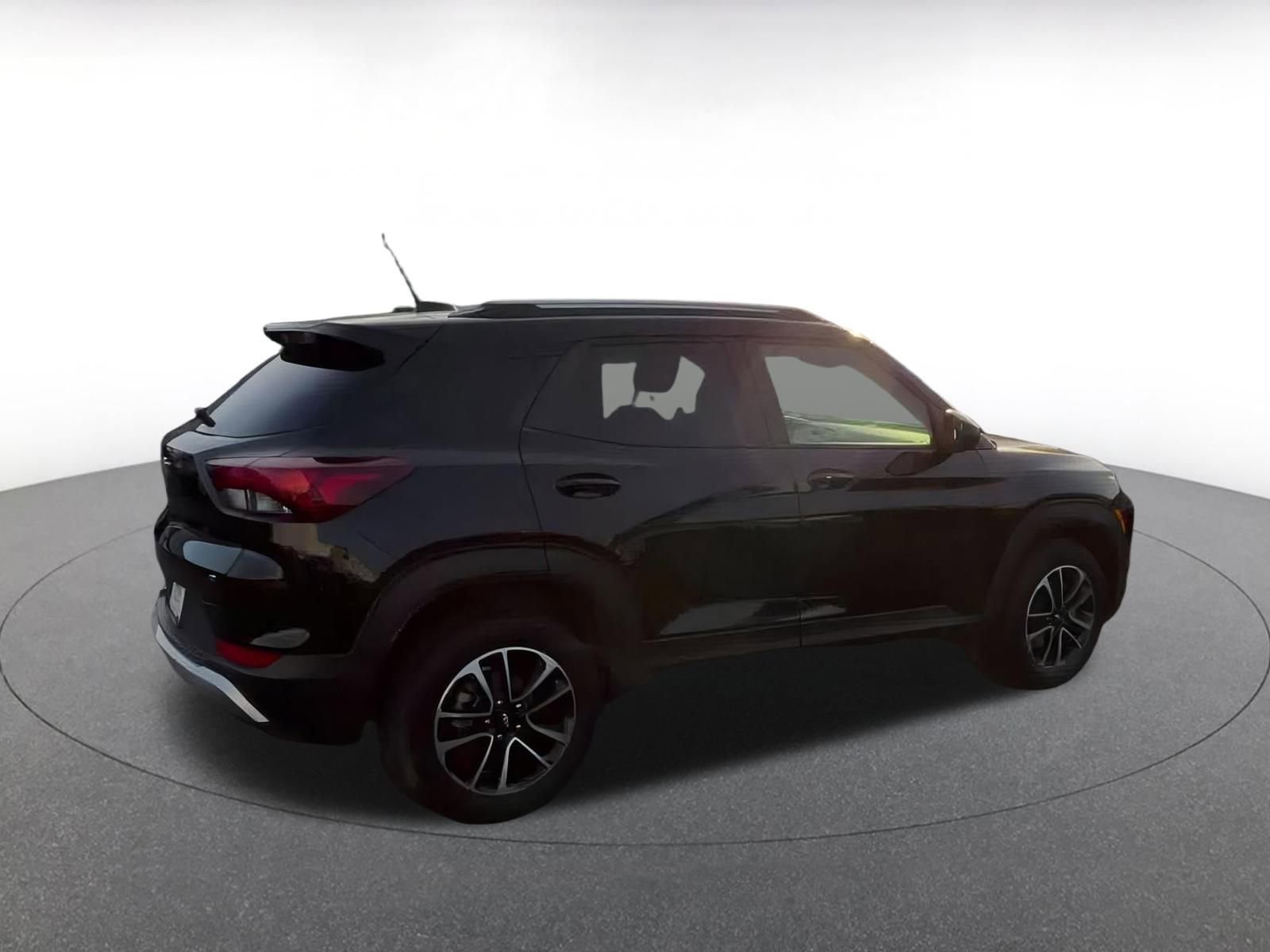 Thumbnail: 2025 Chevrolet TrailBlazer - 13