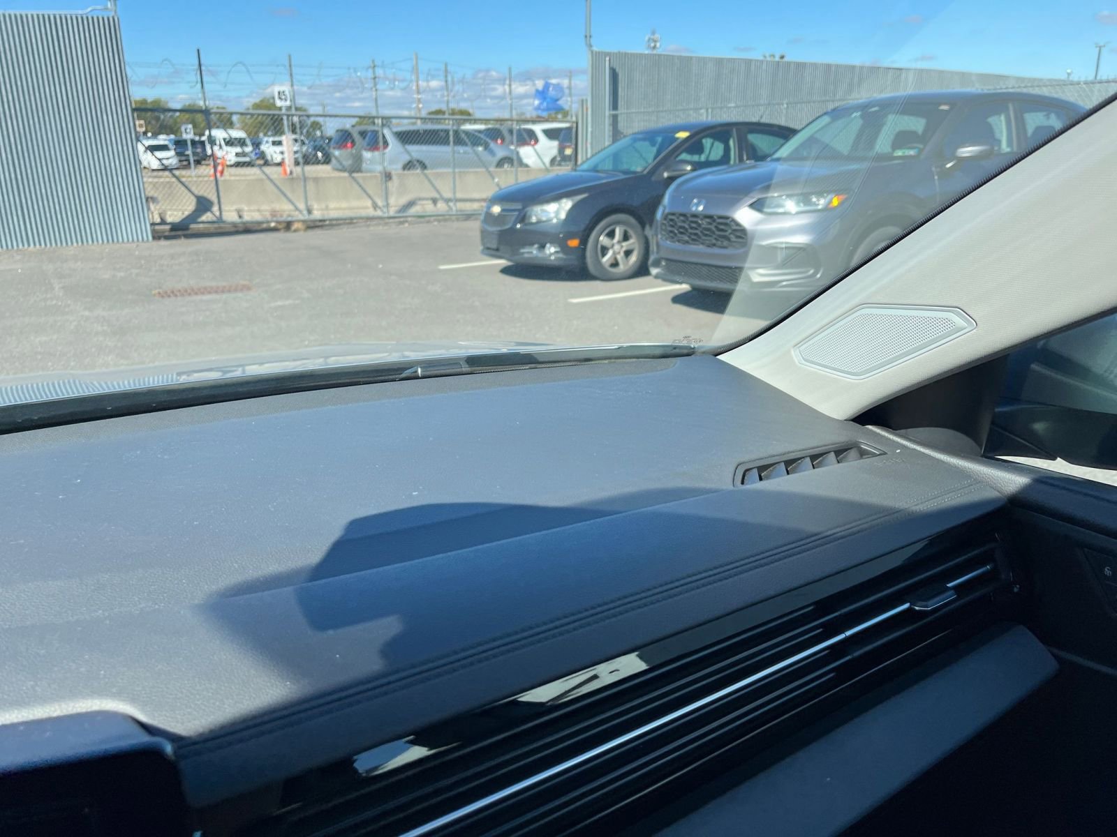 Thumbnail: 2025 Volkswagen Jetta - 34