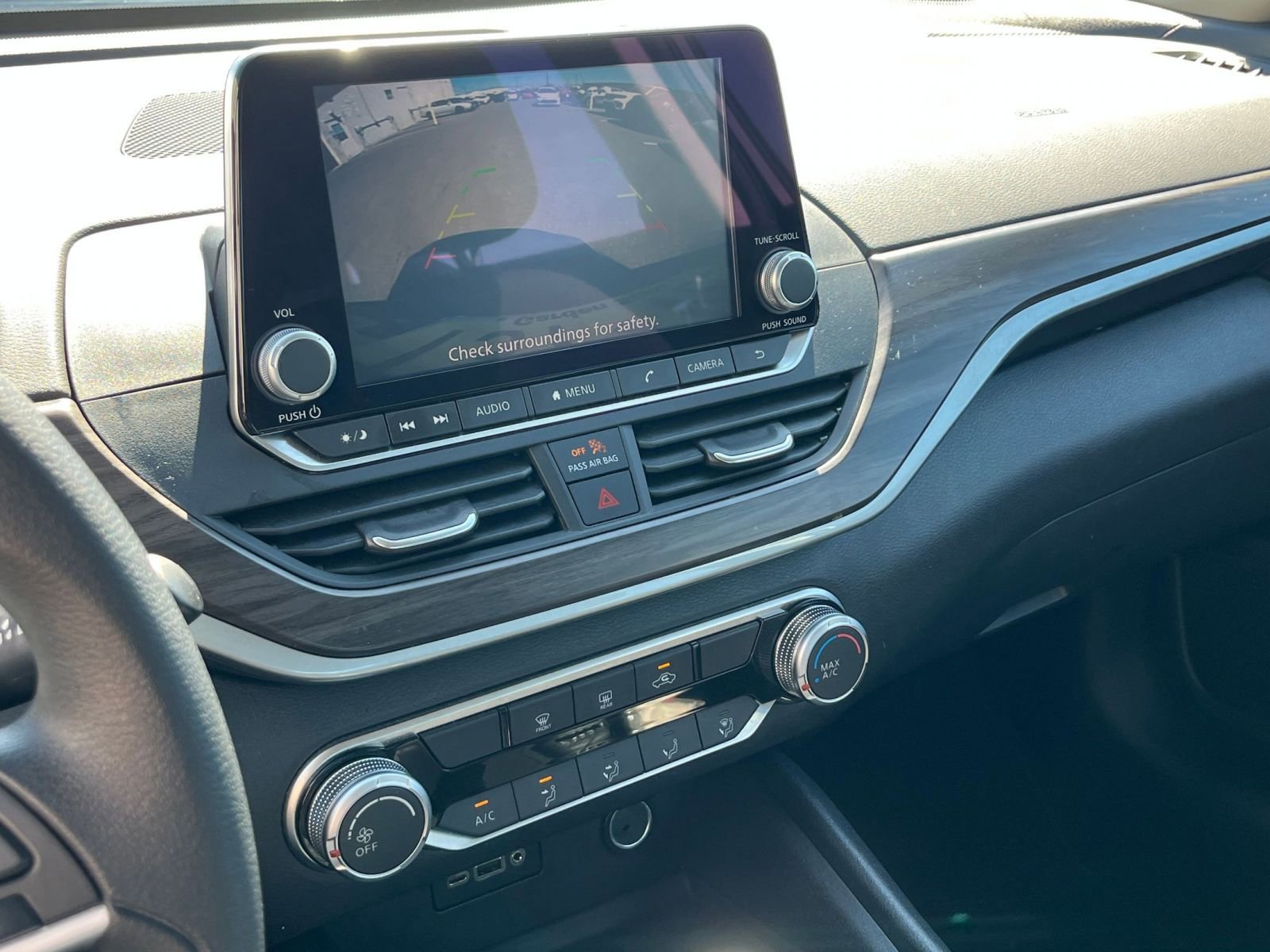 Thumbnail: 2025 Nissan Altima - 20