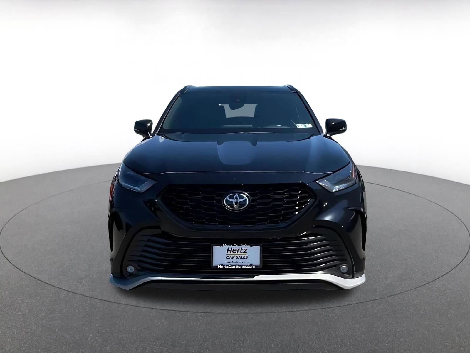Thumbnail: 2025 Toyota Highlander - 3