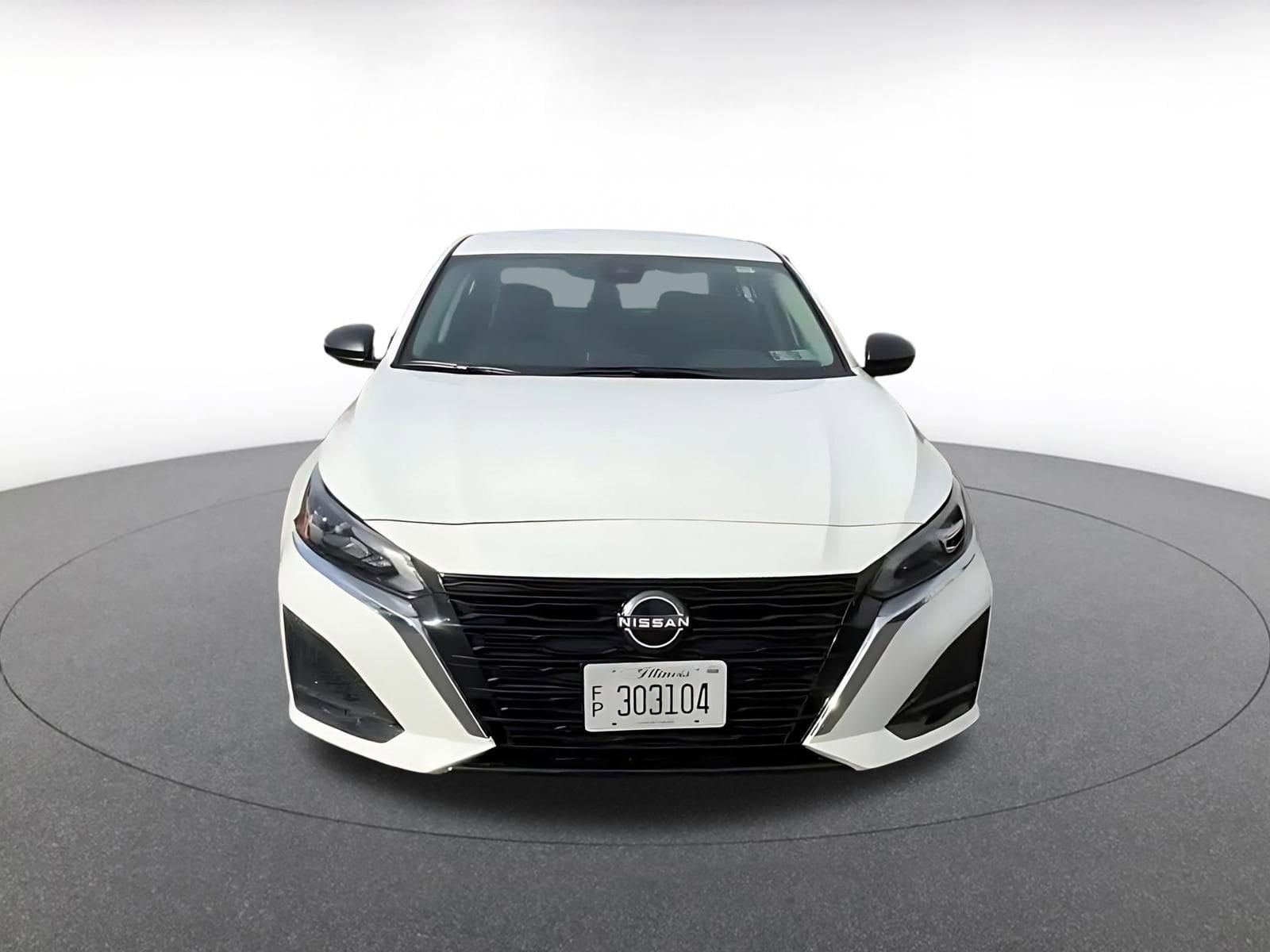 Thumbnail: 2025 Nissan Altima - 5