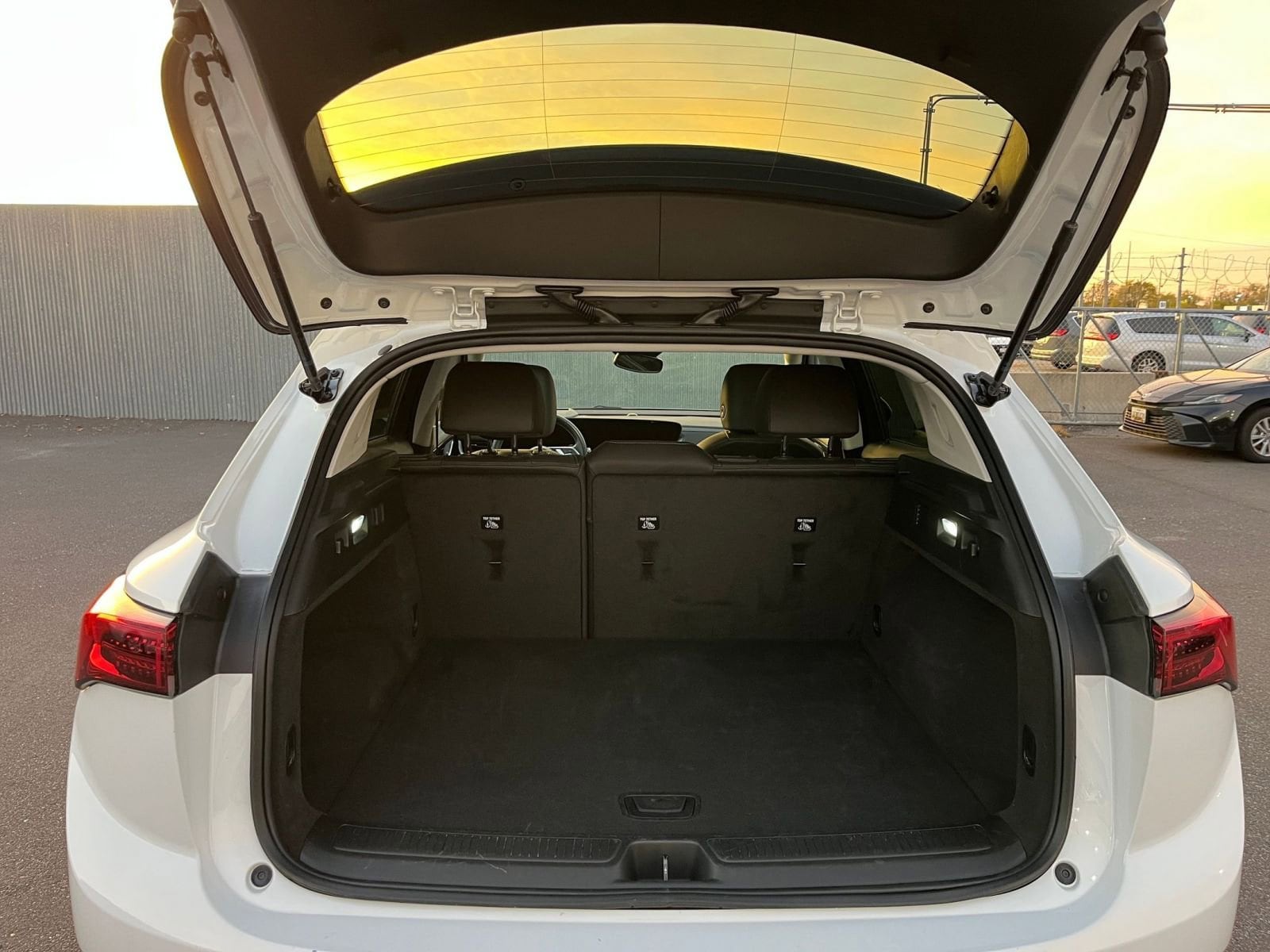 Thumbnail: 2024 Buick Envision - 31