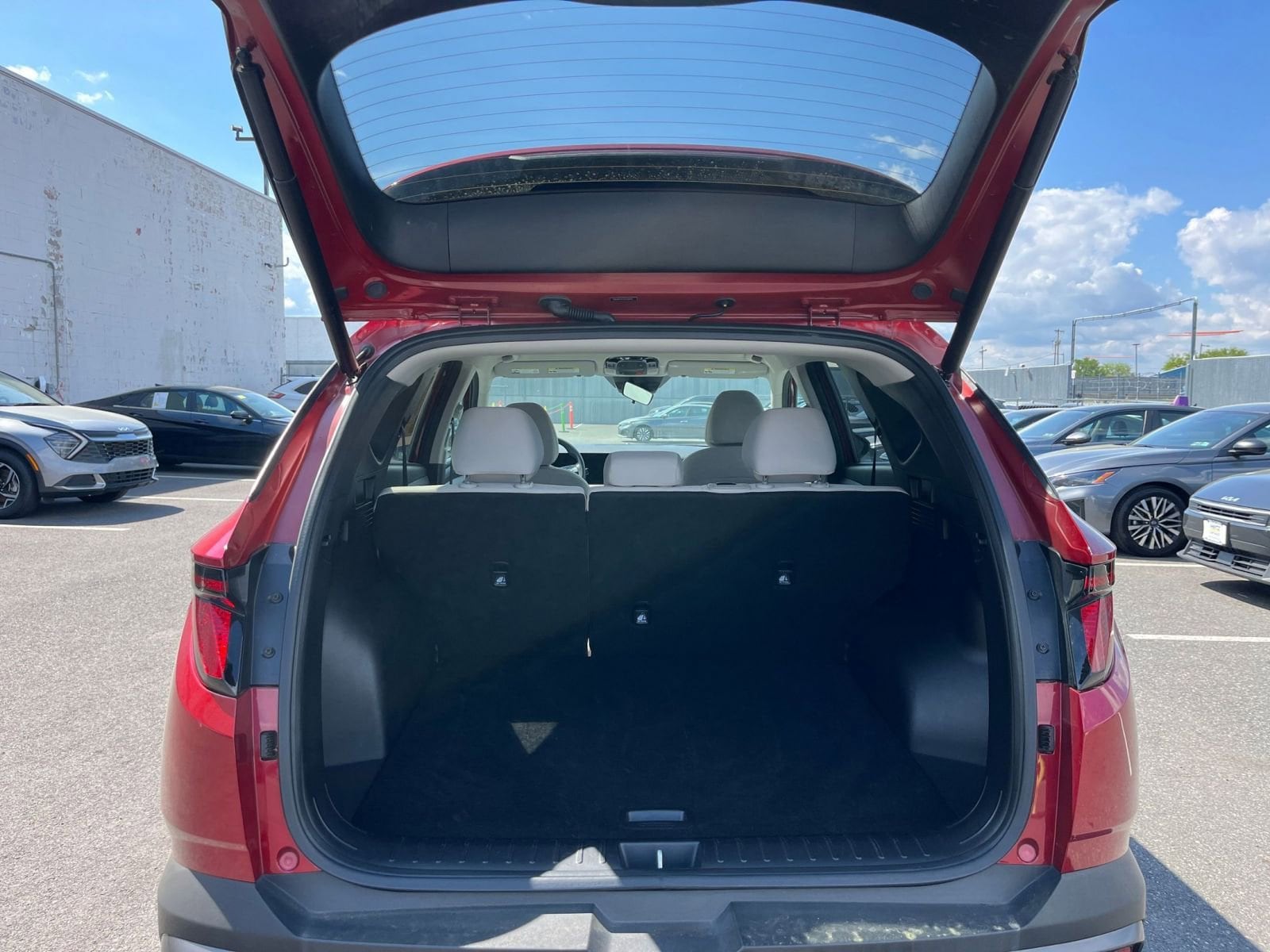 Thumbnail: 2025 Hyundai Tucson - 33