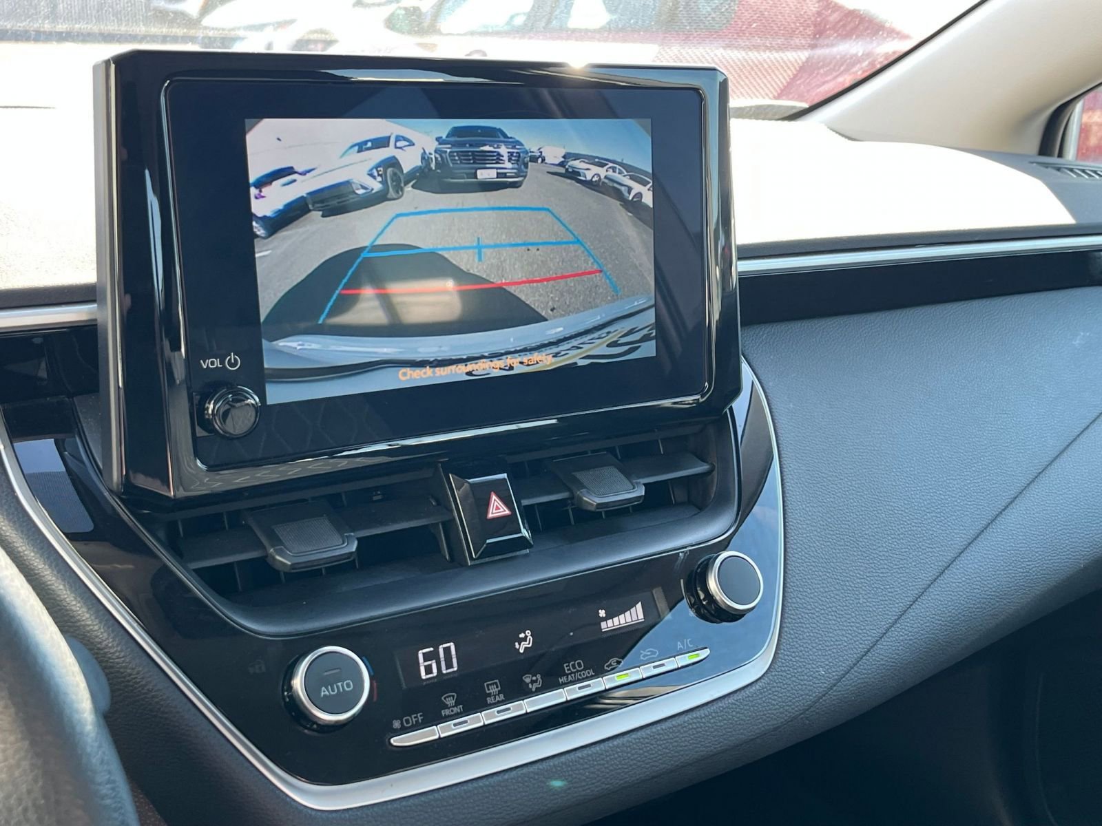 Thumbnail: 2025 Toyota Corolla - 20