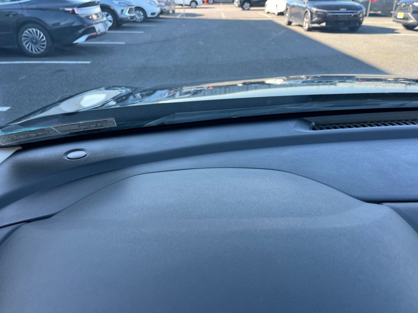 Thumbnail: 2025 Nissan Sentra - 33