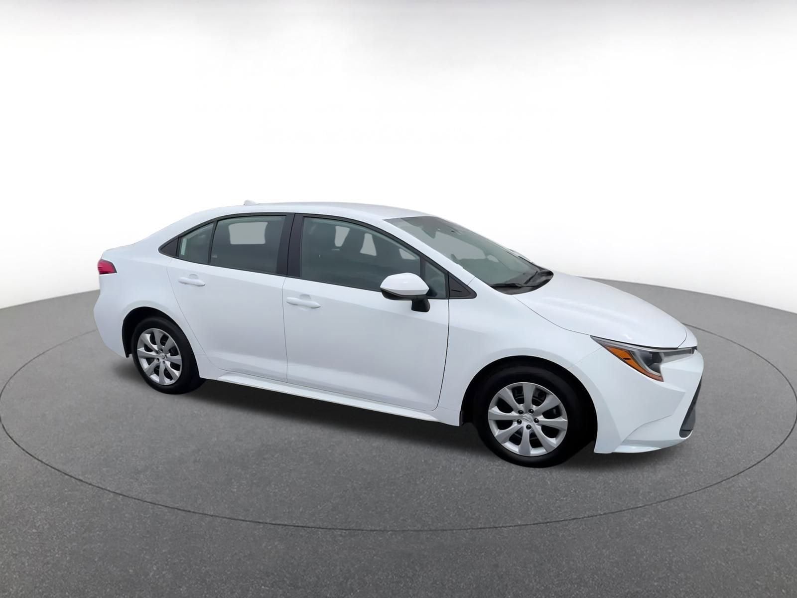 Thumbnail: 2024 Toyota Corolla - 2